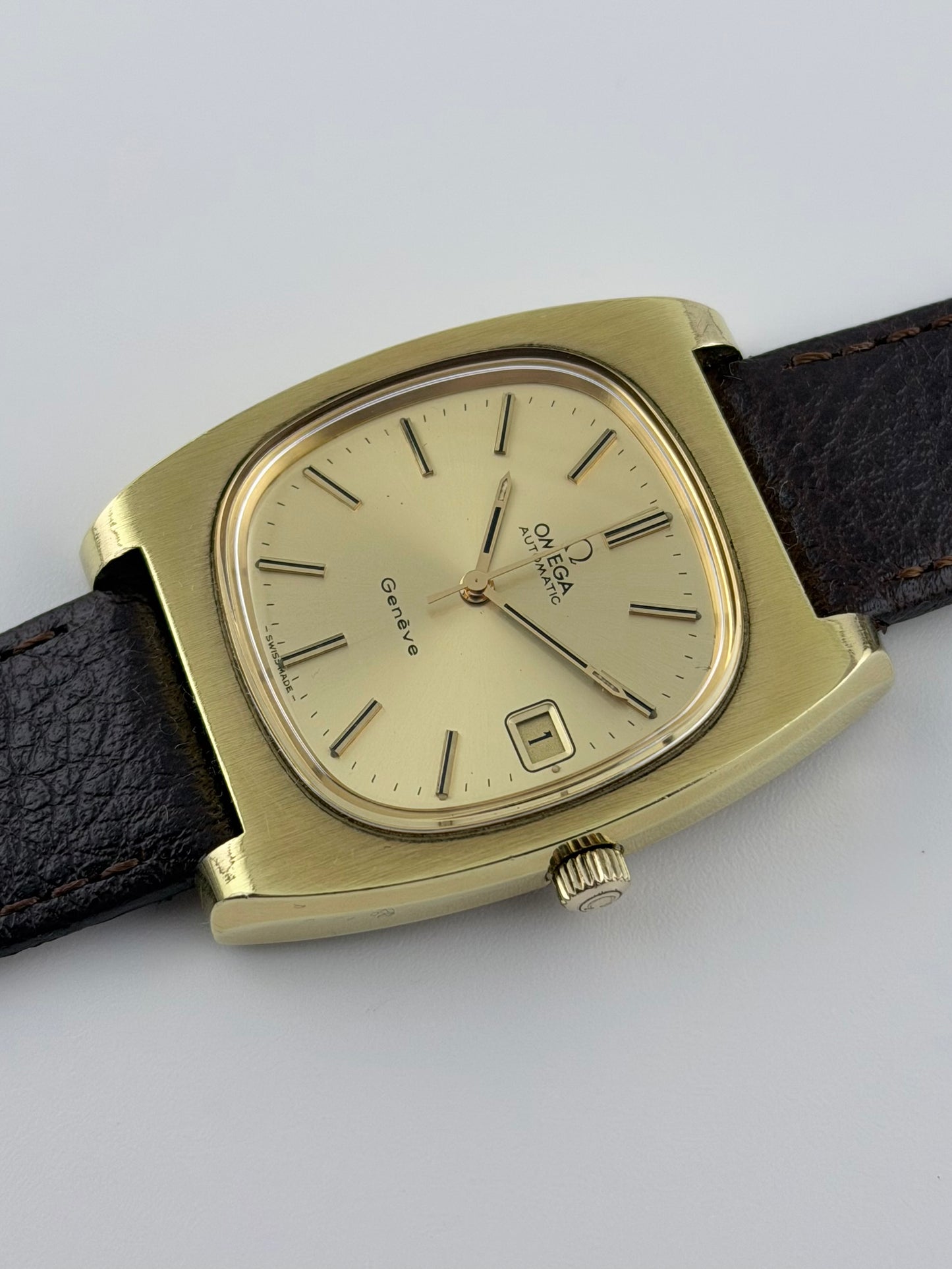 Omega Geneve Automatic Date TV Dial 166.0190