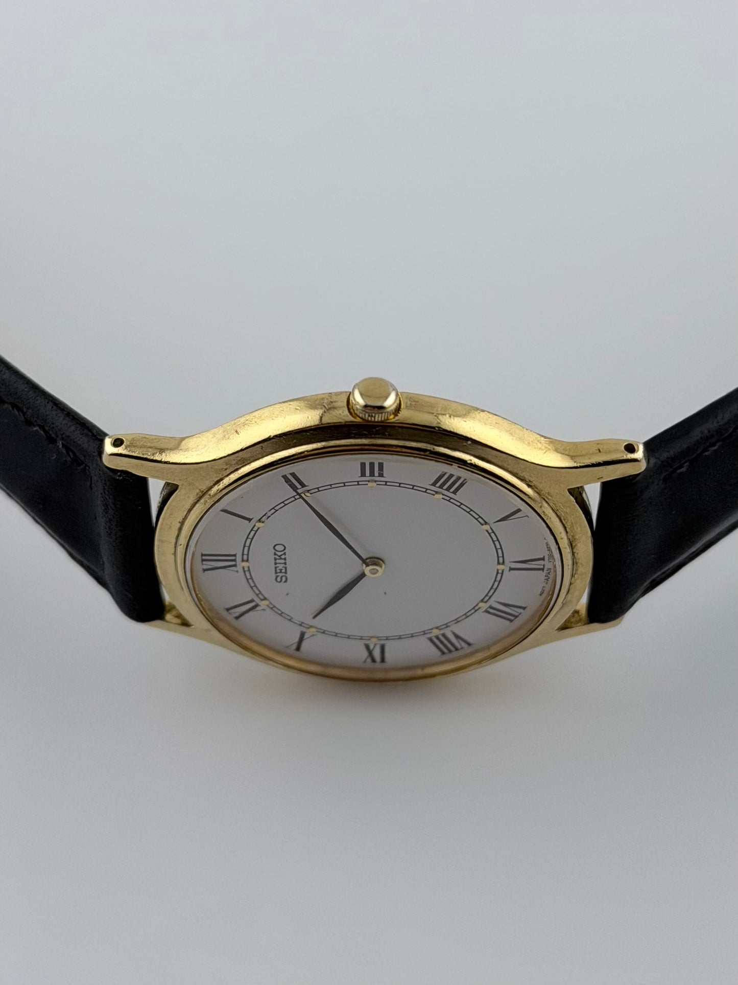 Seiko Quartz Dress Watch - V700-8A13