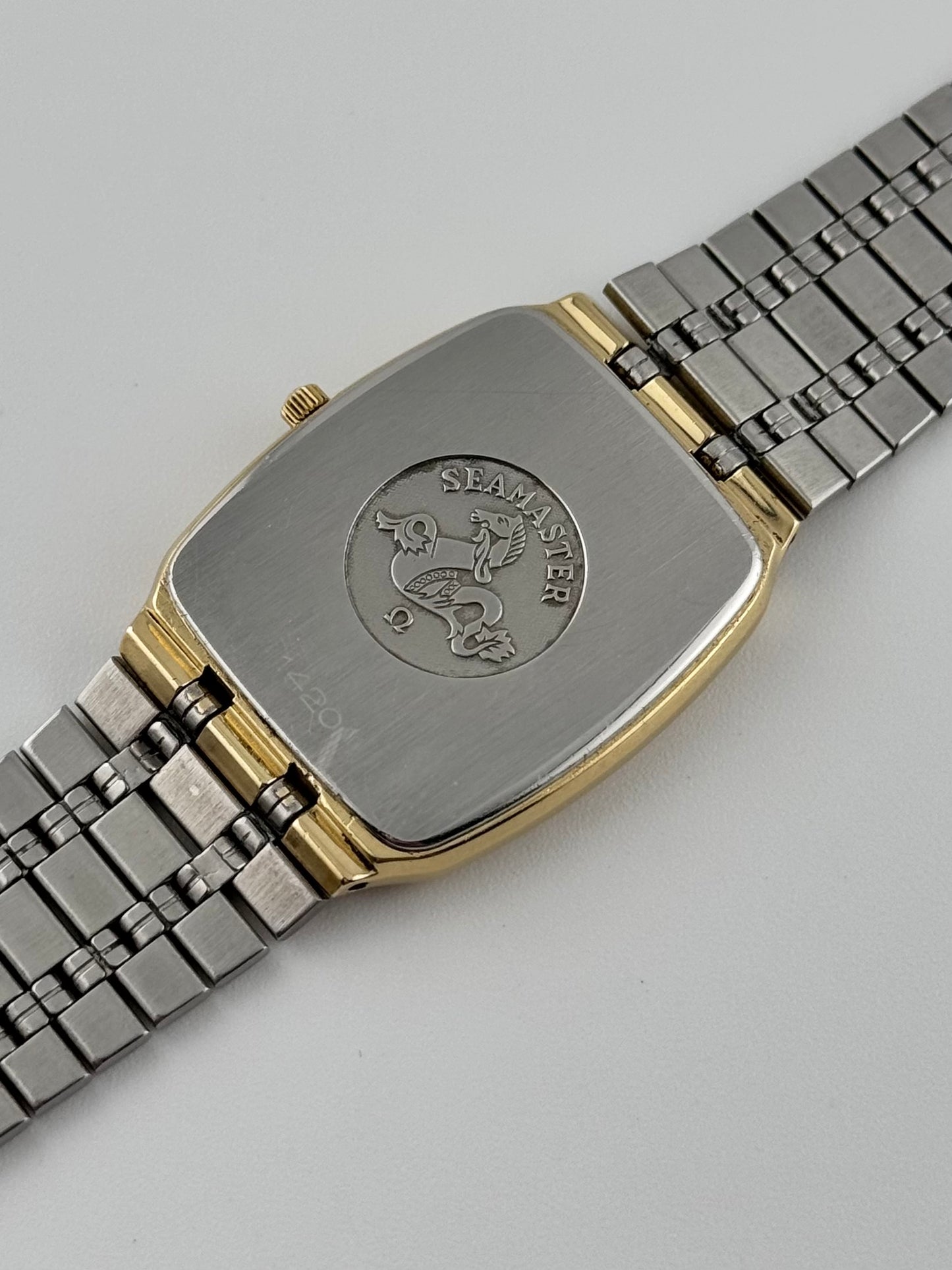 Omega Seamaster Tank Quartz Date - Original Bracelet - 196.0239