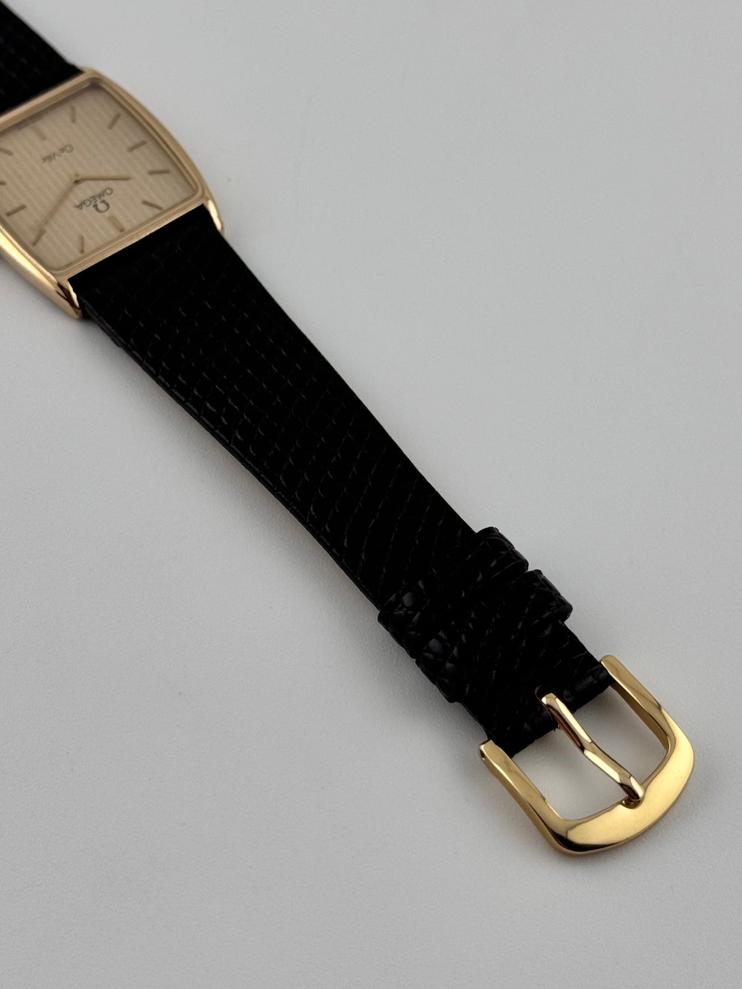Omega De Ville Tank Quartz 191.0208 - Rare Tapestry Stardust Dial