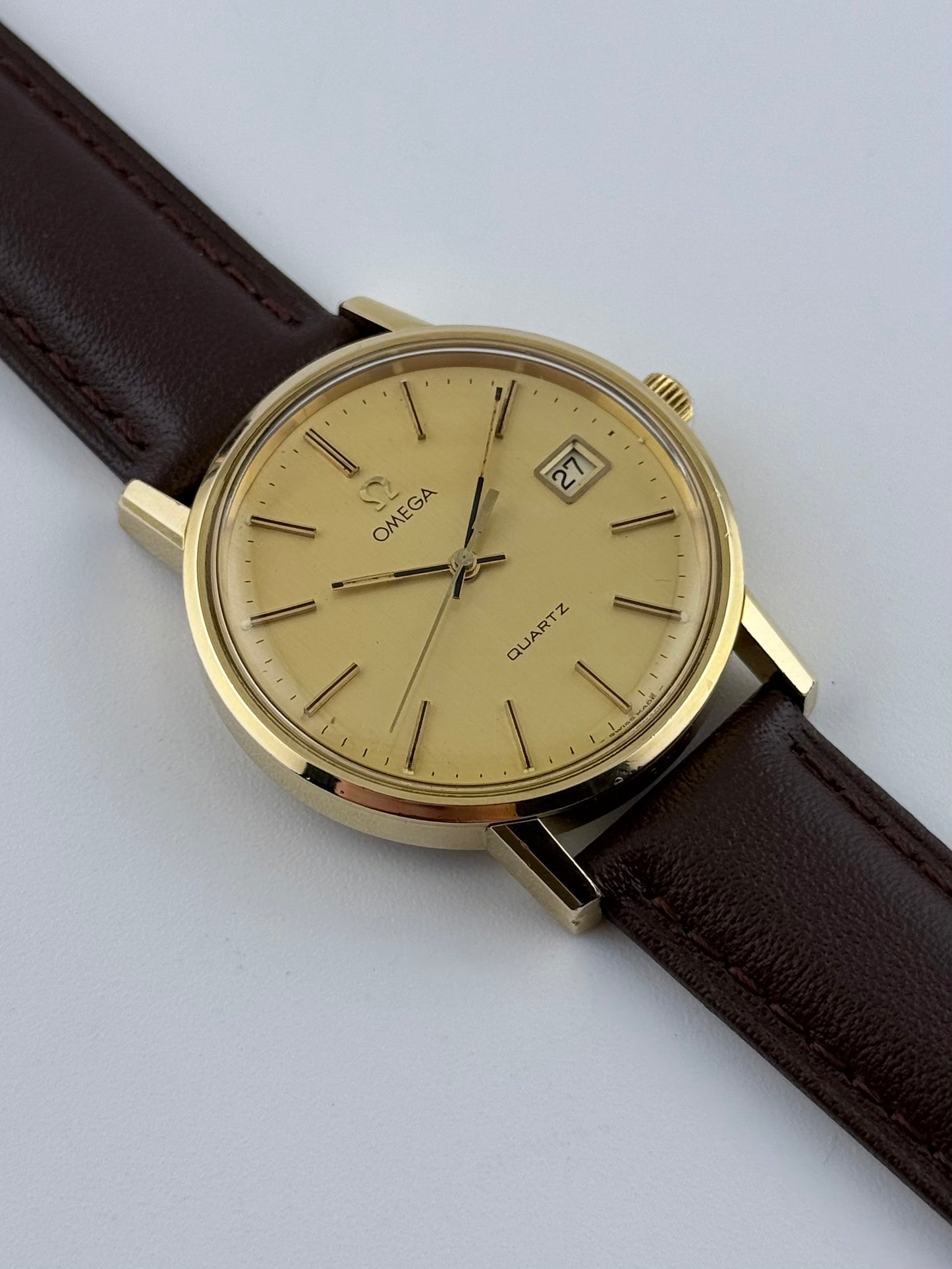 Omega Quartz Date - 196.0160