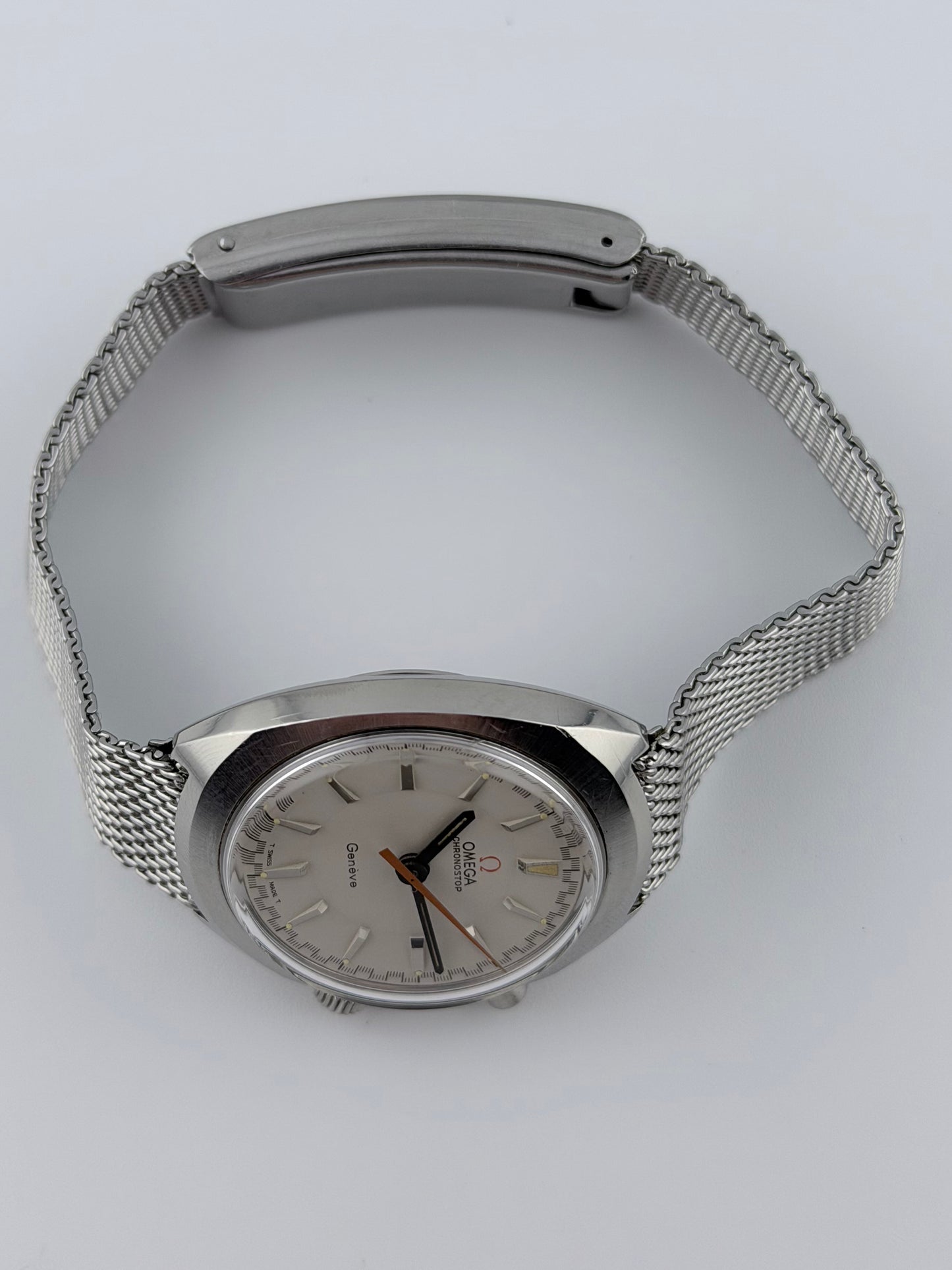 Omega Geneve Chronostop Manual Wind 145.009 - Original Bracelet - Ultra rare white dial!!