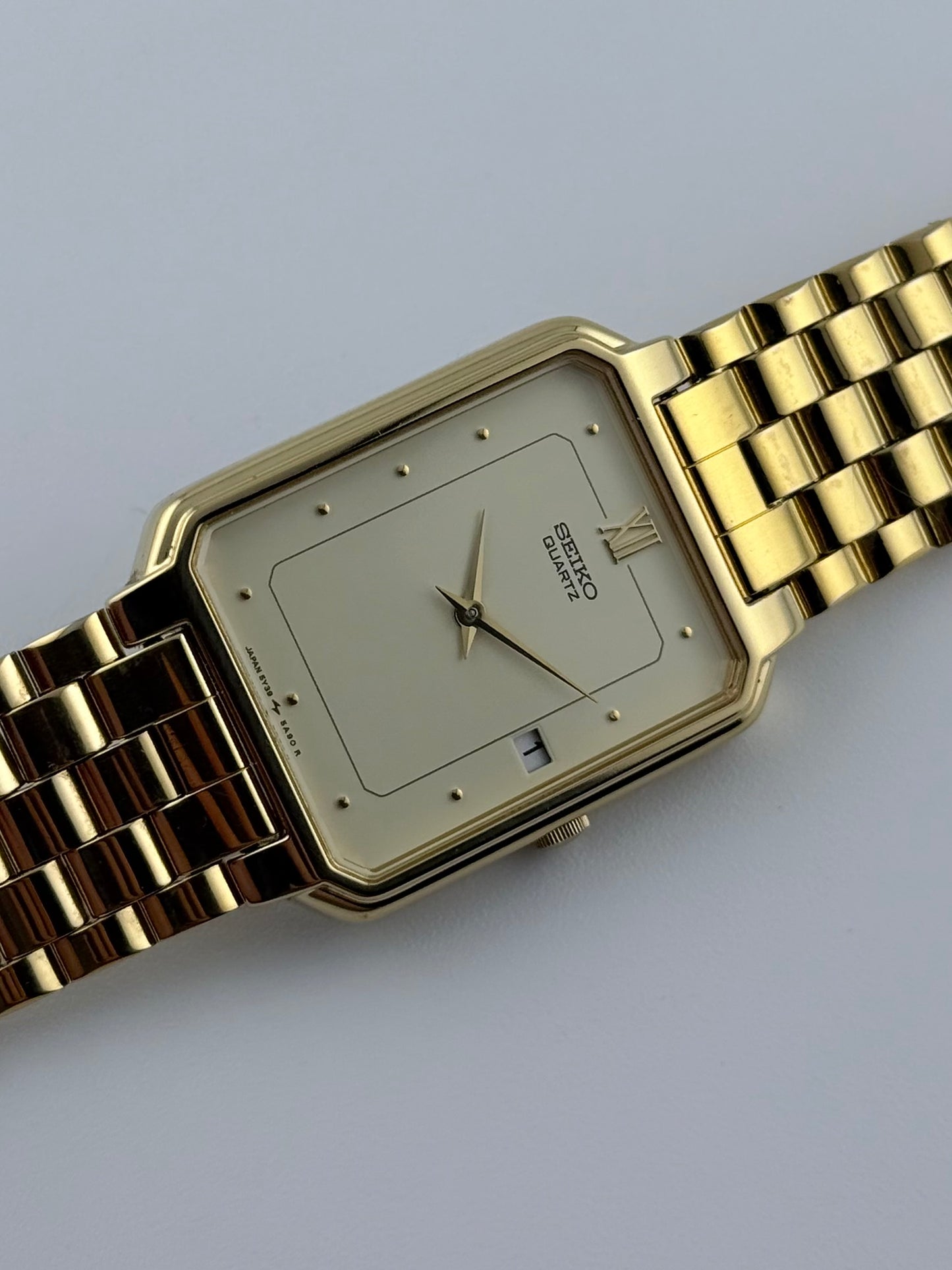 Seiko Tank Quartz 5Y39-5860 Date - Box & Papers
