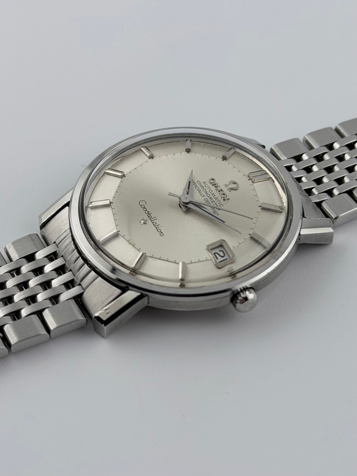 Omega Constellation Automatic Chronometer Date  - Pie Pan - 168.010 Original Bracelet