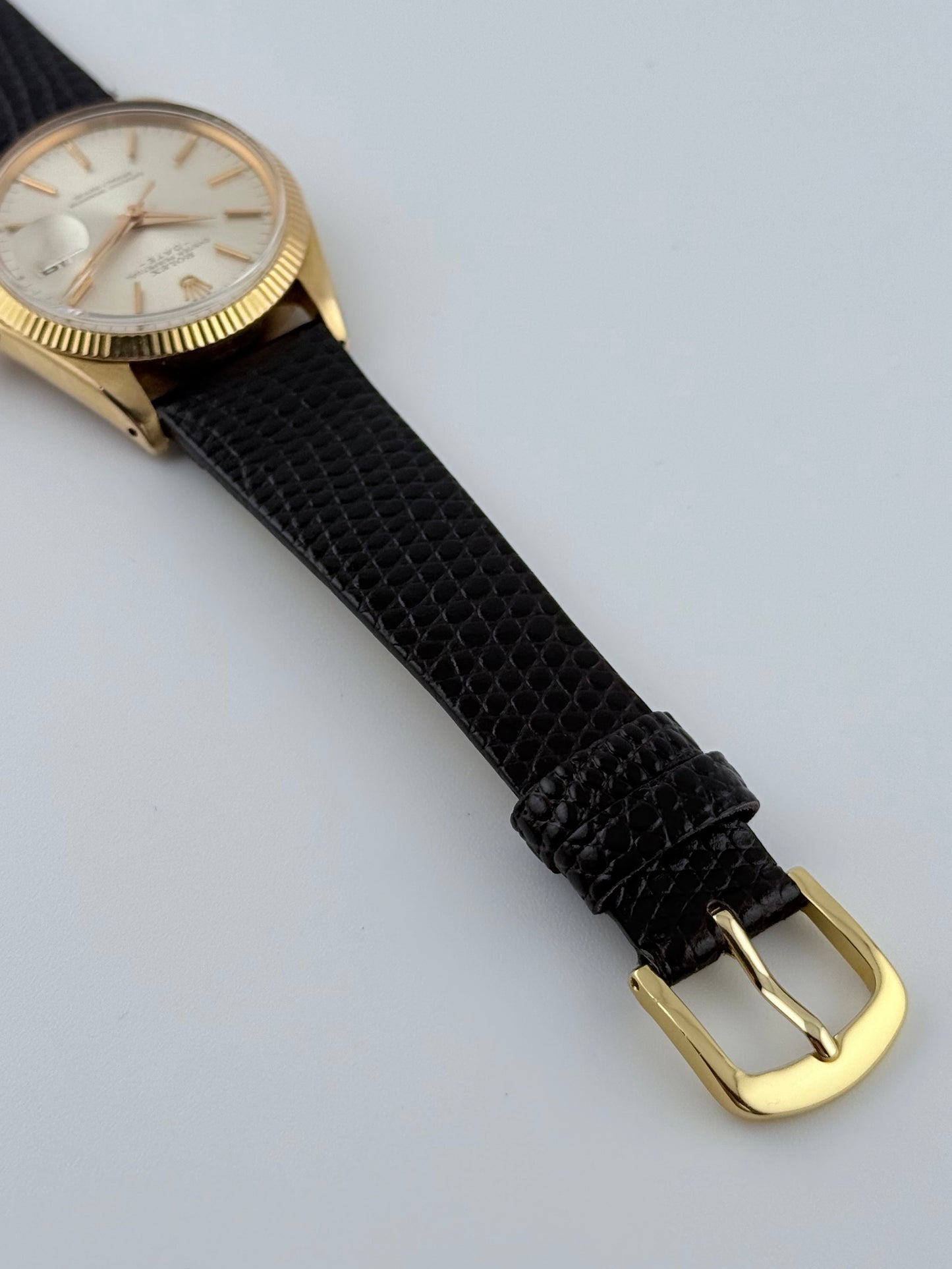 Rolex Oyster Perpetual Date Automatic - 1503 - Solid 18ct Rose Gold