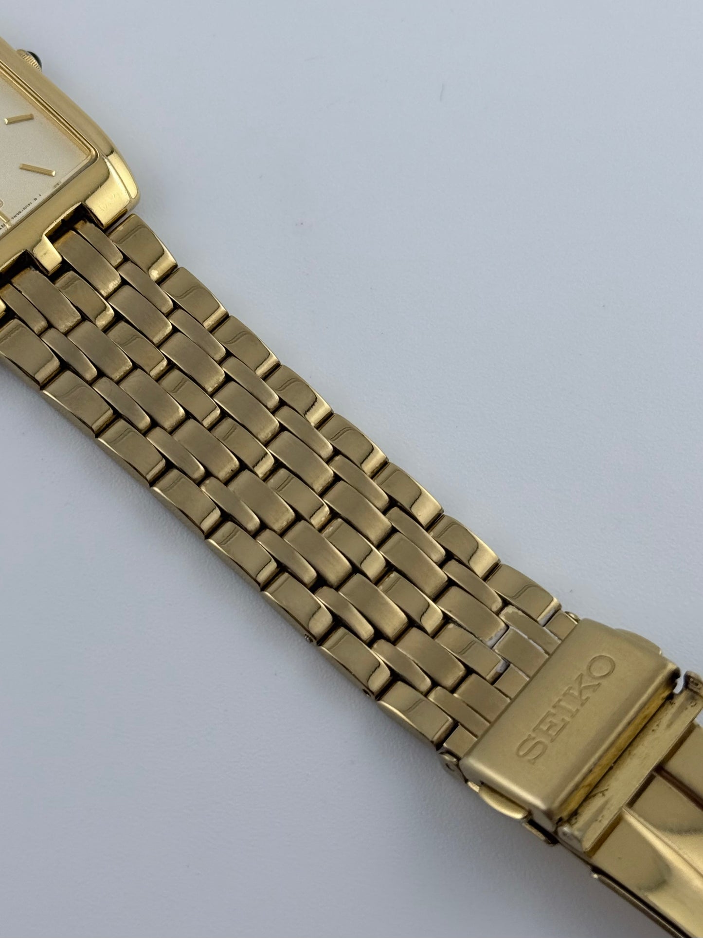 Seiko Tank Quartz 7N39-5010