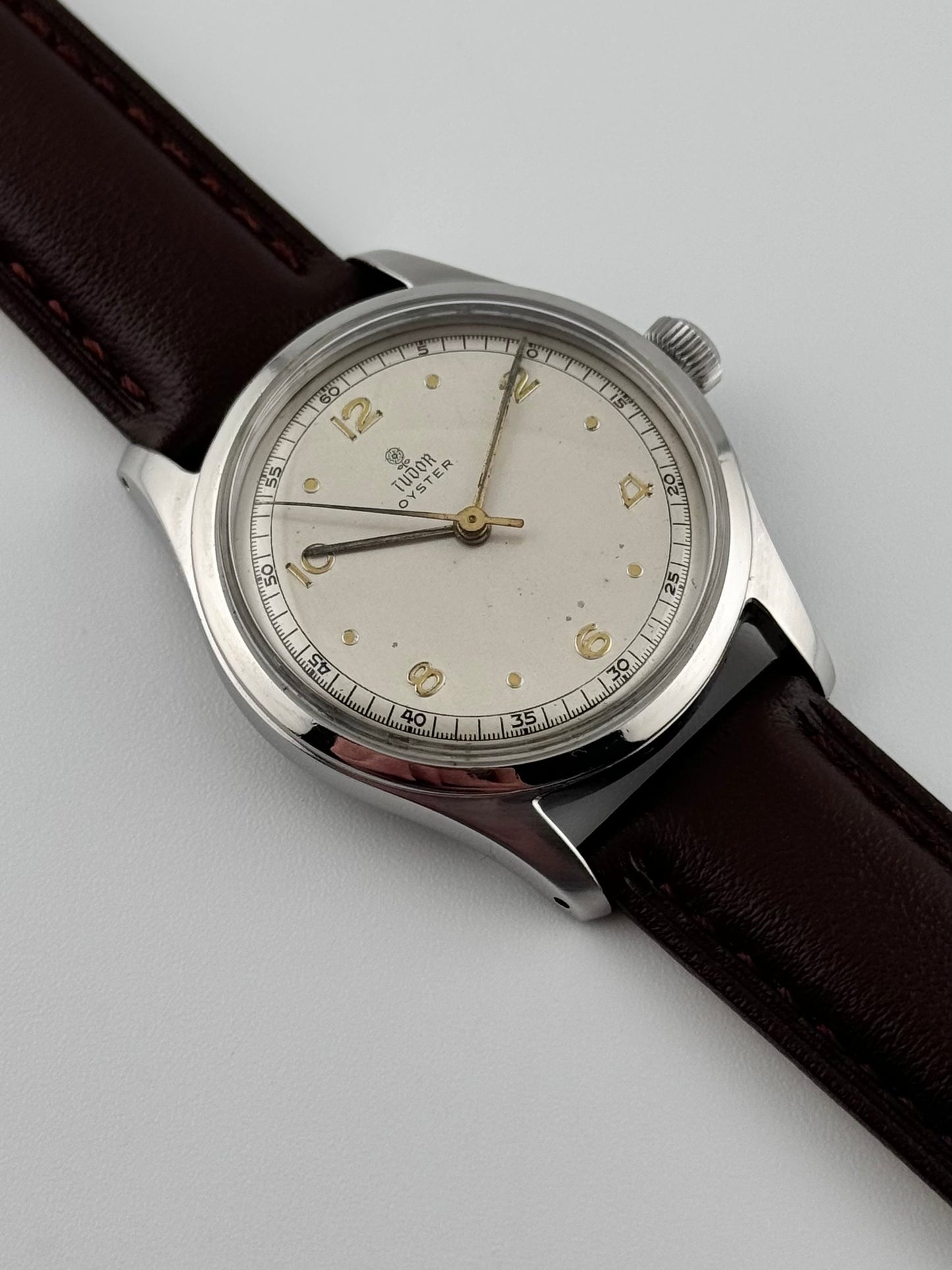 Tudor Oyster Manual Wind