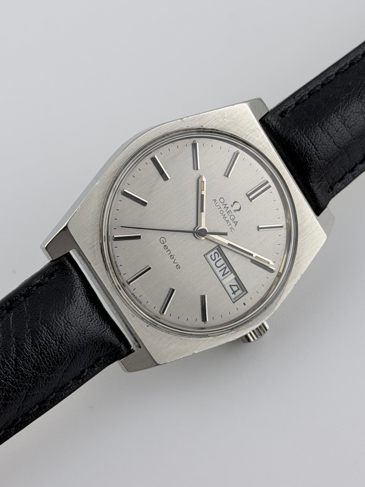 Omega Geneve Automatic Day-Date - 166.0120