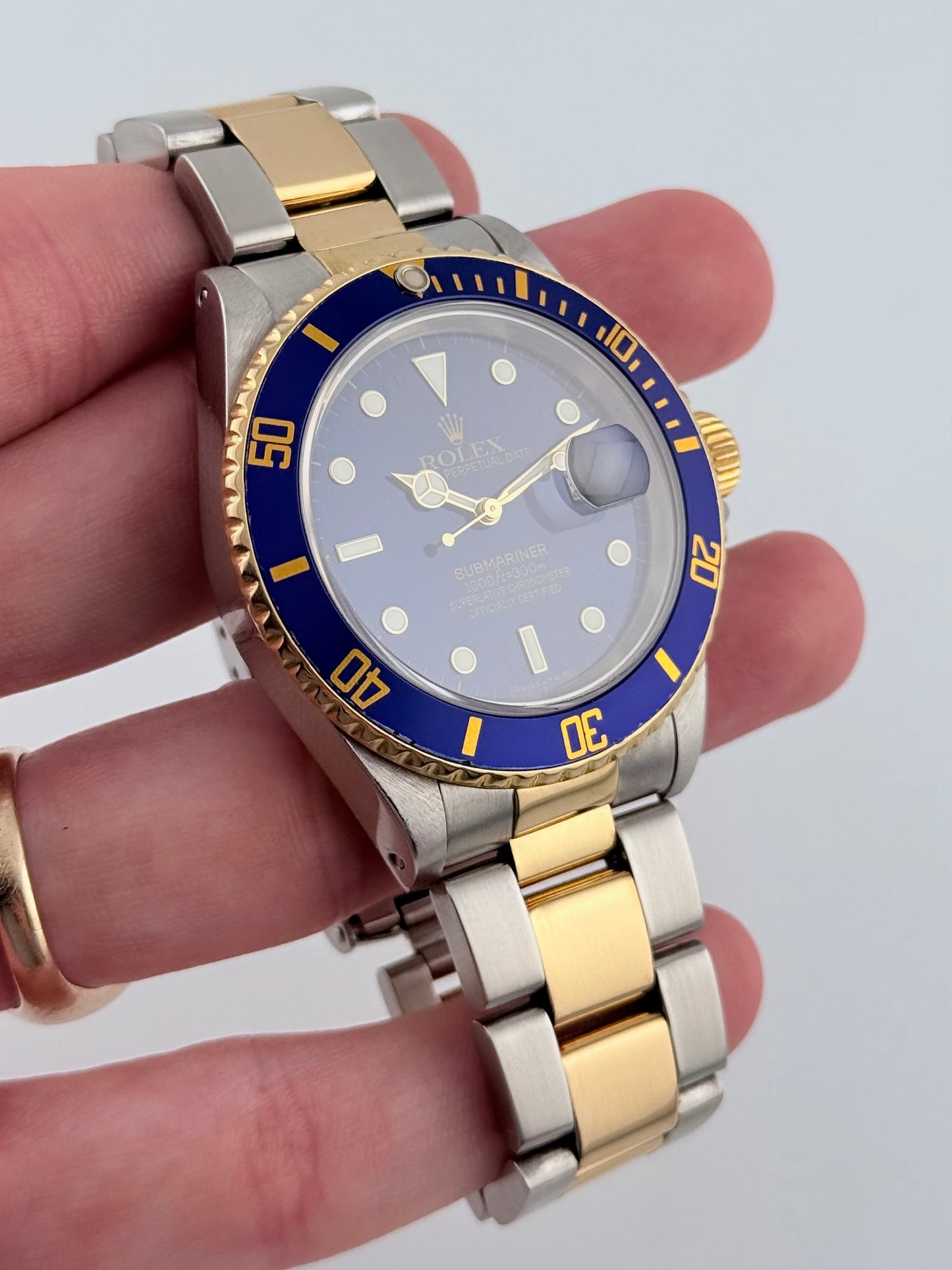 Rolex Oyster Perpetual Submariner Date - 16613 - Original Box