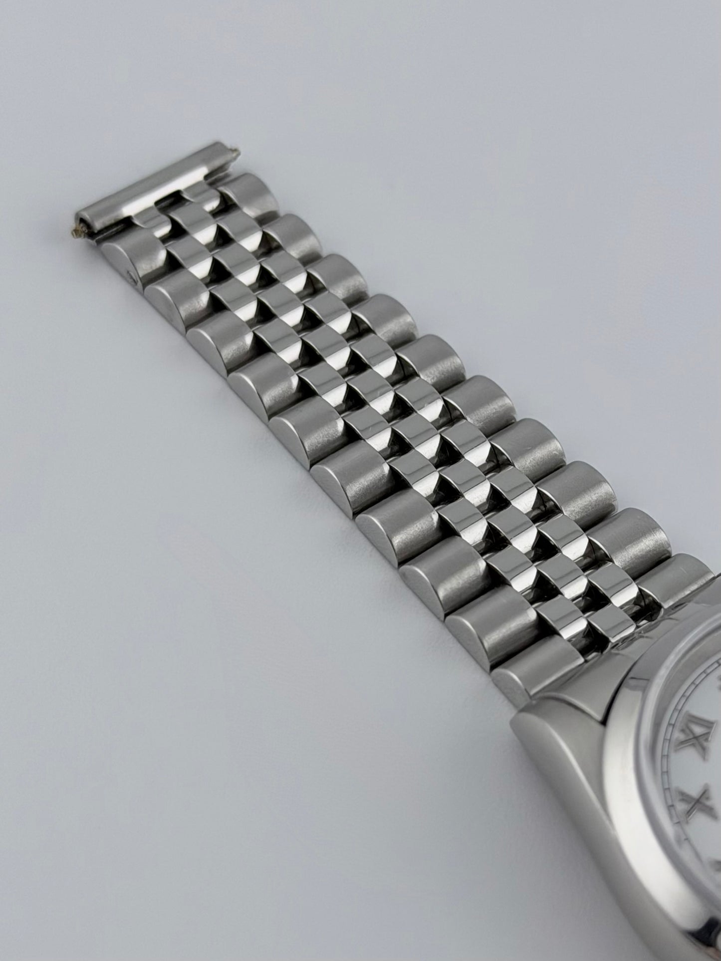 Rolex Datejust Oyster Perpetual 16200 - White Applied Roman Dial