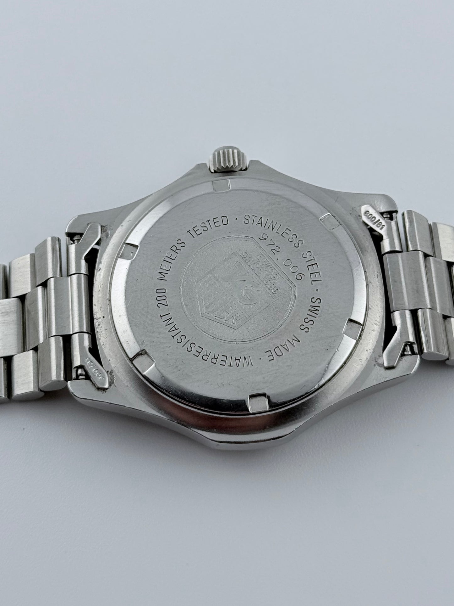 Tag Heuer Professional 2000 Quartz Date - 972.006