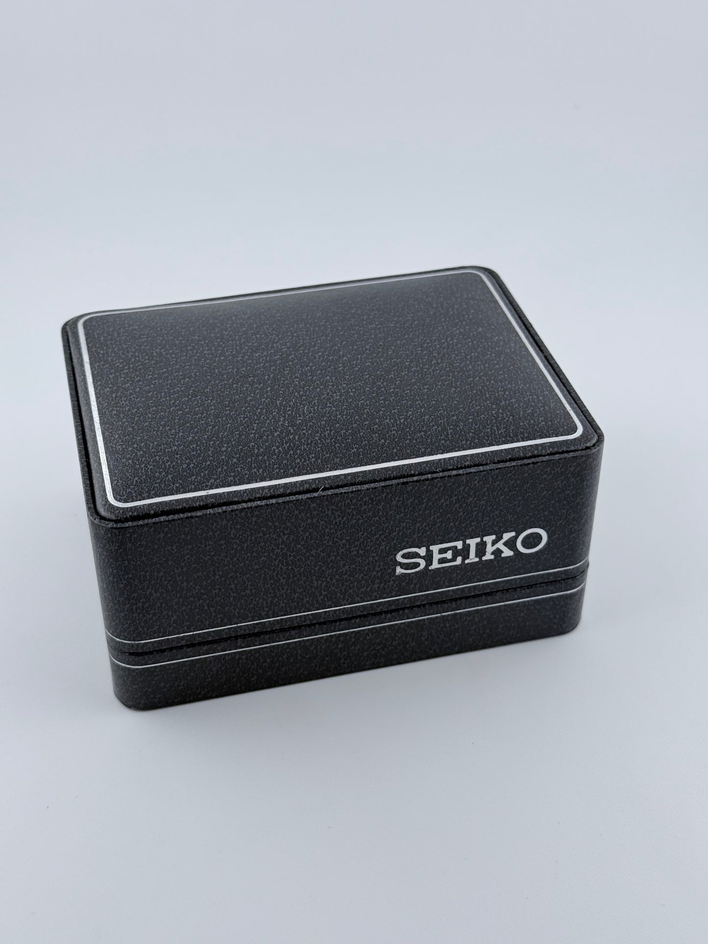 Seiko Tank Quartz 7N39-5010