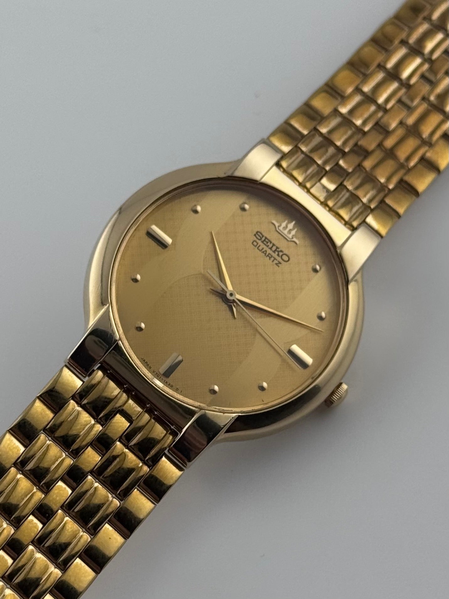Seiko Quartz Galaxy - V701-6J20