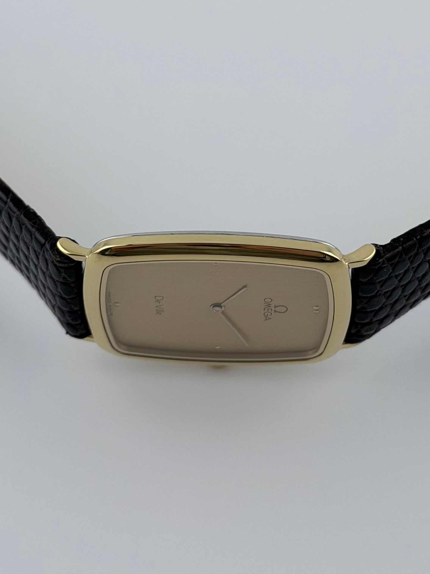 Omega De Ville Tank Quartz 191.0223 - Tapestry Dial