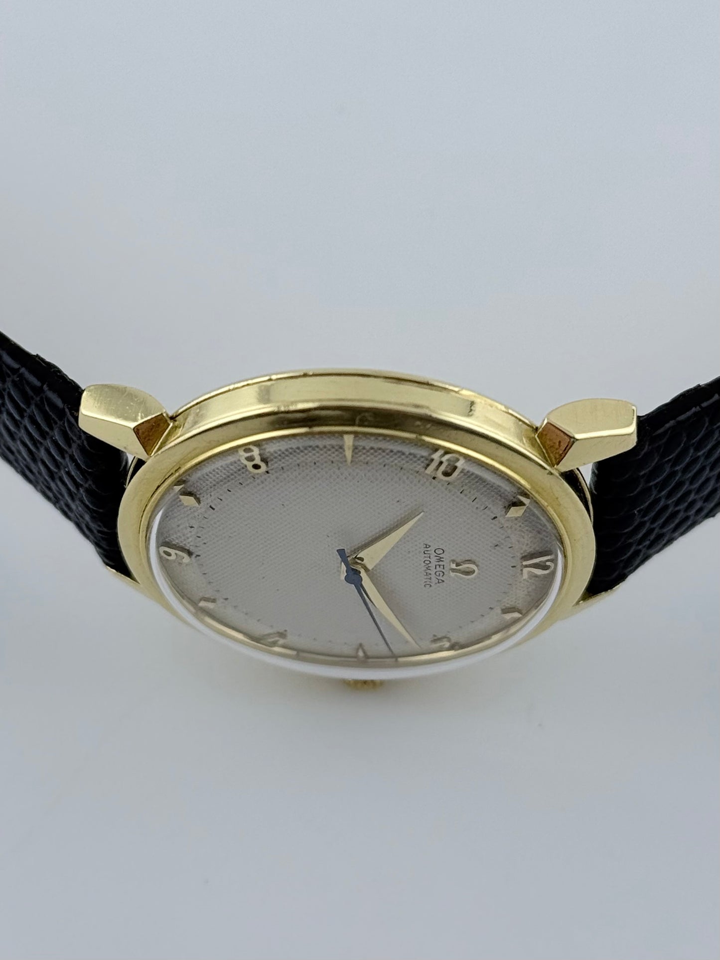Omega Automatic Bumper - 2710 S.C - 18ct Gold