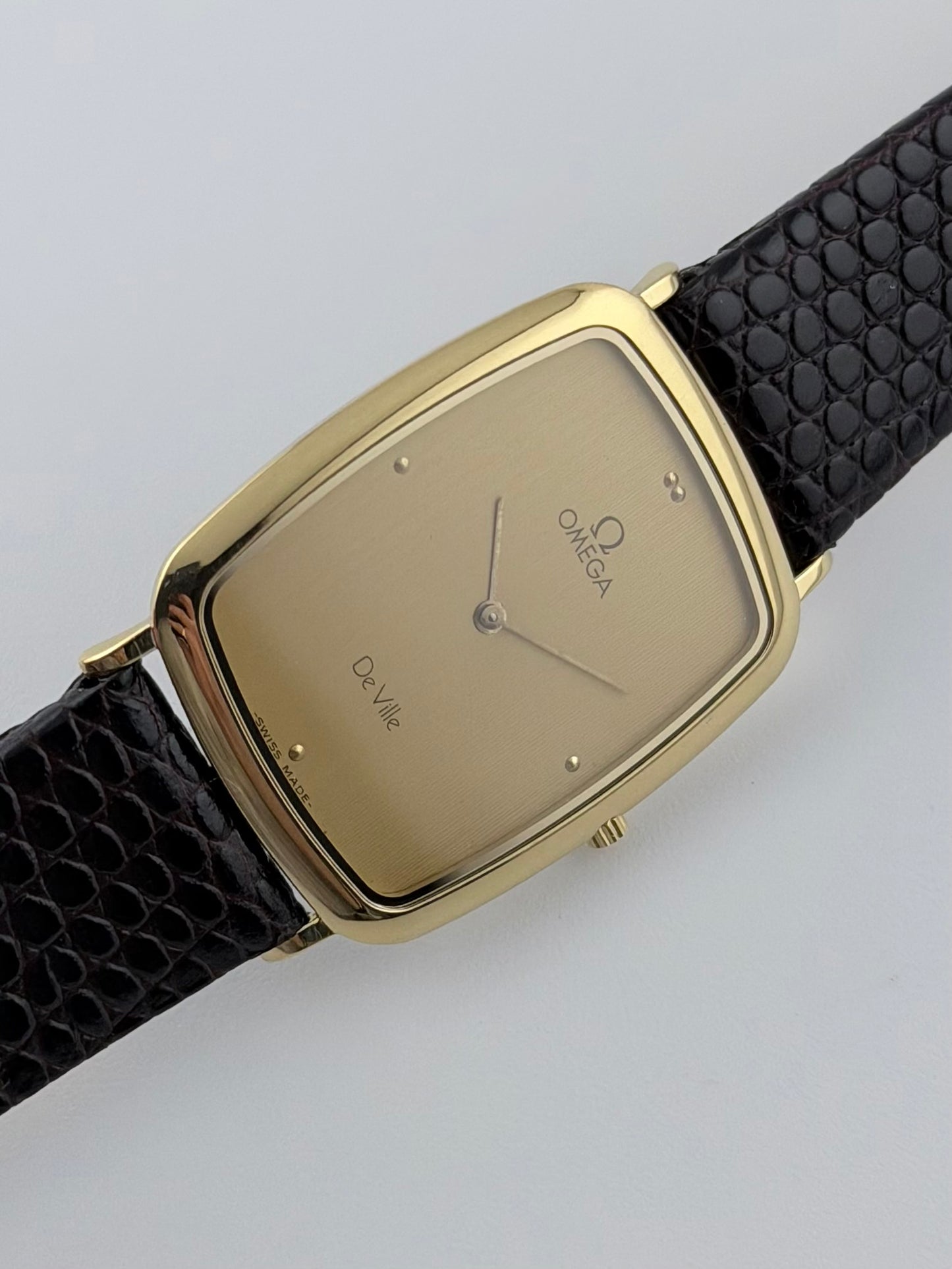 Omega De Ville Tank Quartz 191.0223 - Tapestry Dial