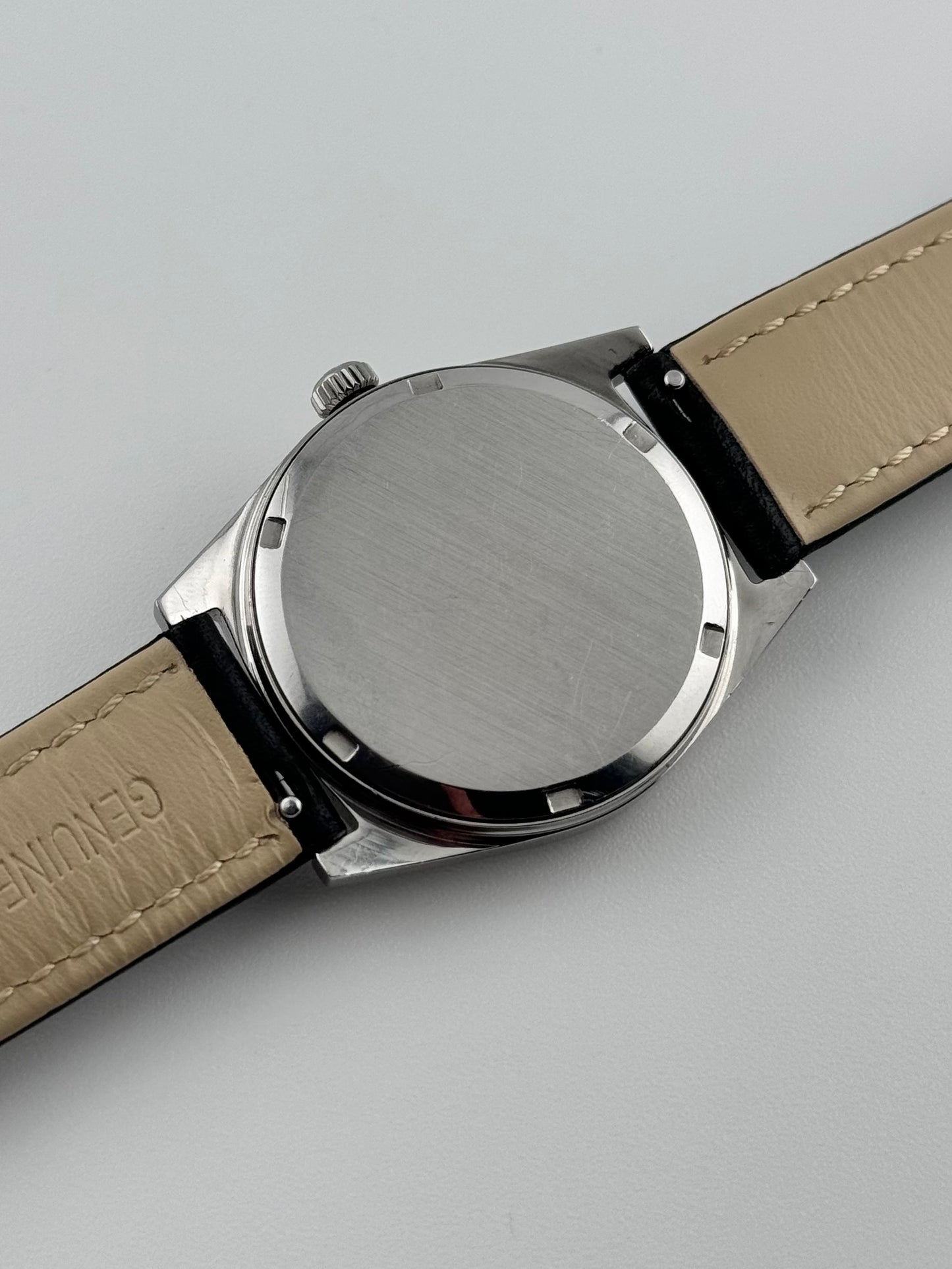 Omega Geneve Date Manual Wind 135.041