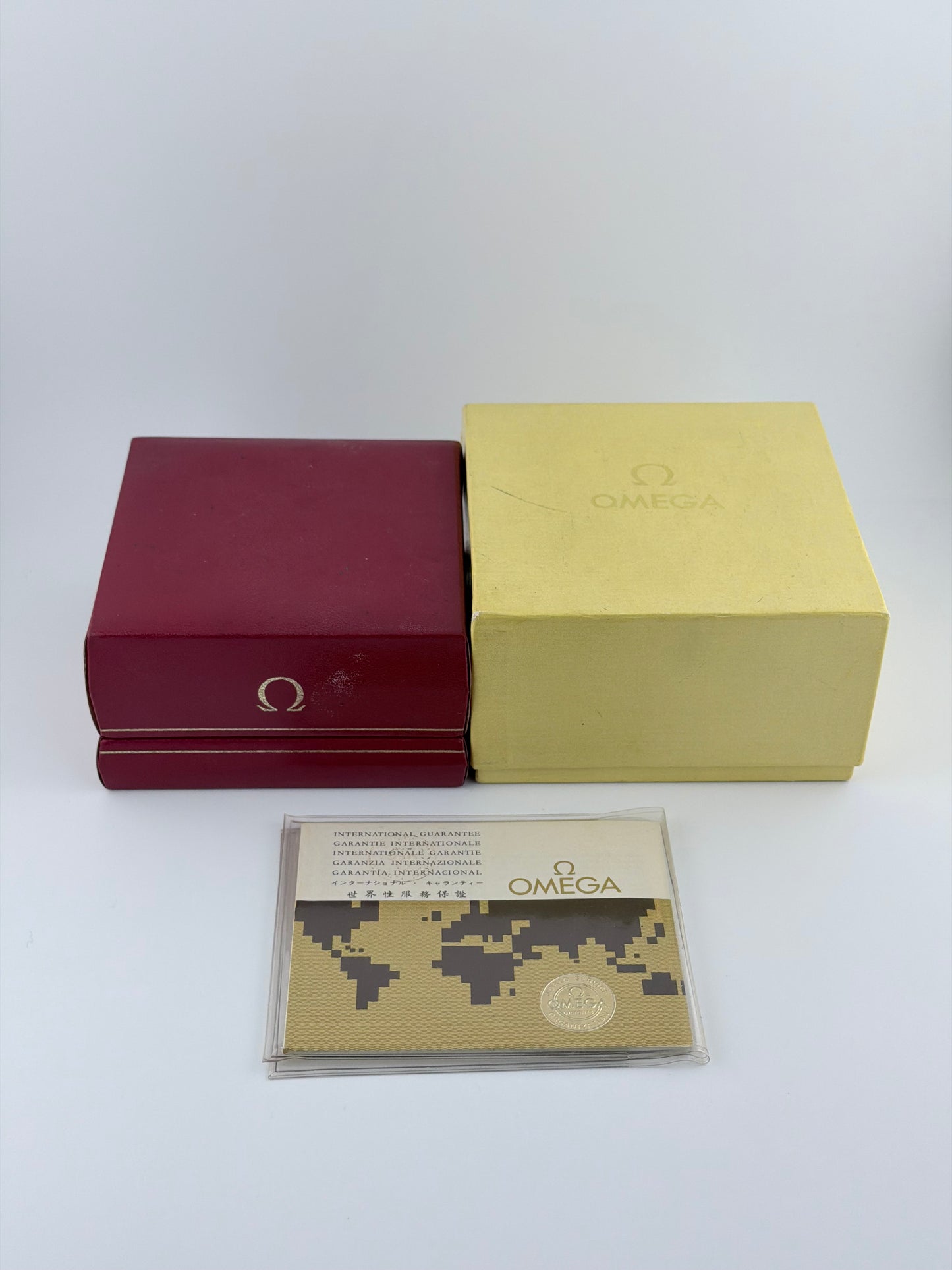 Omega Geneve Manual Date 136.0099 - Box and Papers