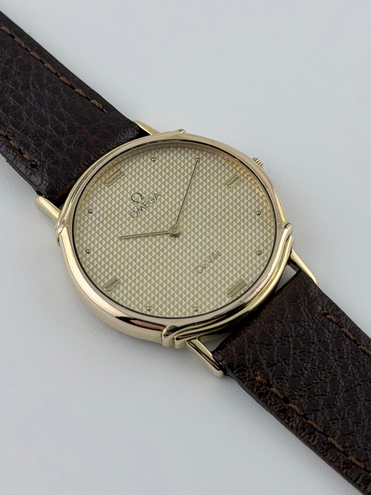 Omega De Ville Quartz 191.0229 - Rare Case and Dial