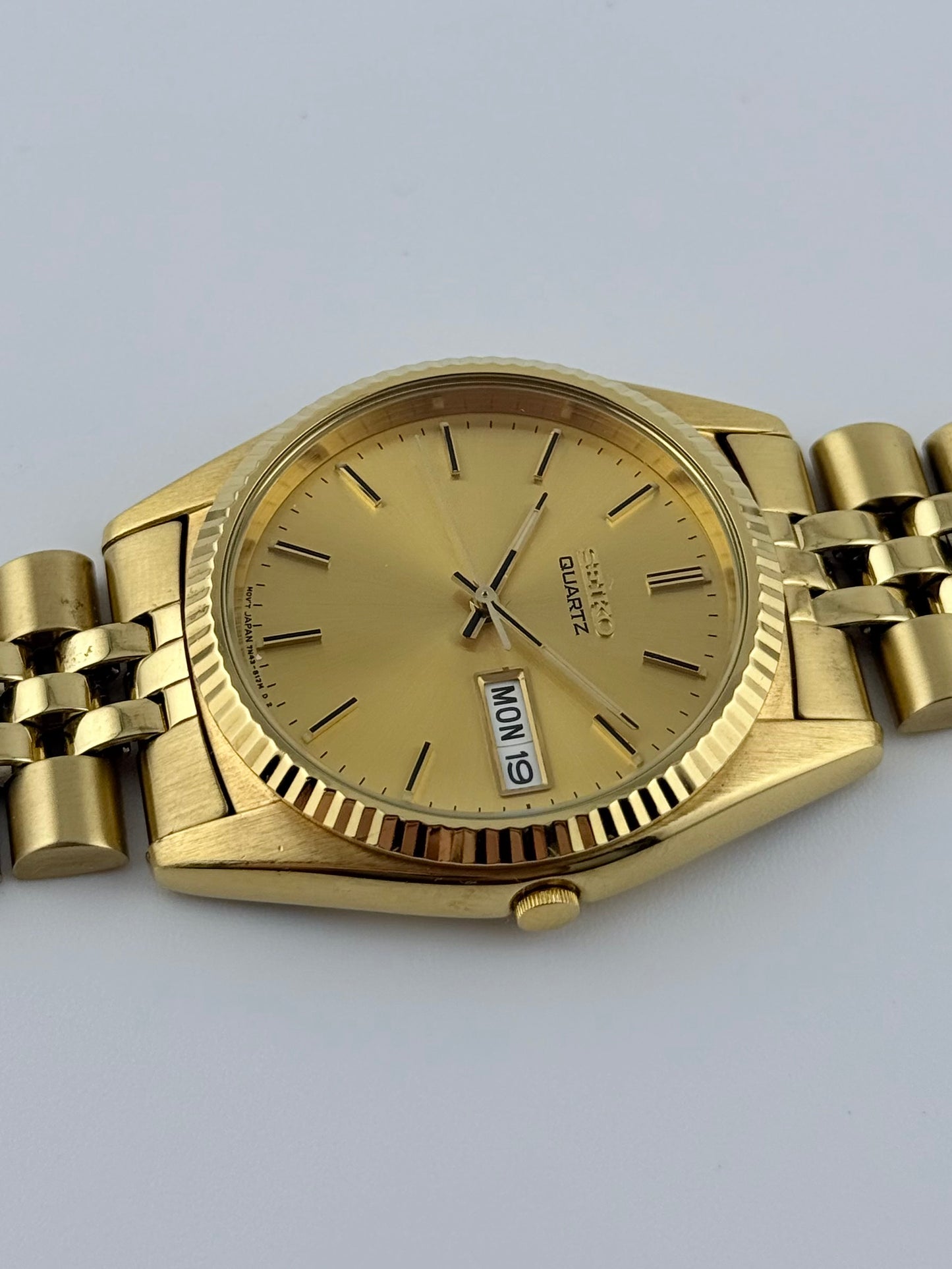 Seiko Quartz “Datejust” 7N43-8111