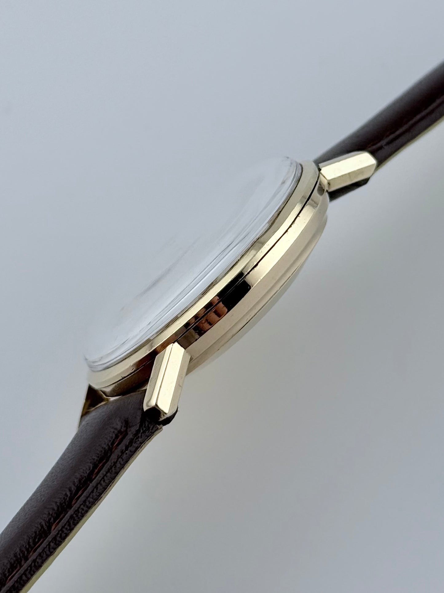 Omega Seamaster De Ville Automatic Fishscale Arabic Dial - 9ct Gold - 165.020