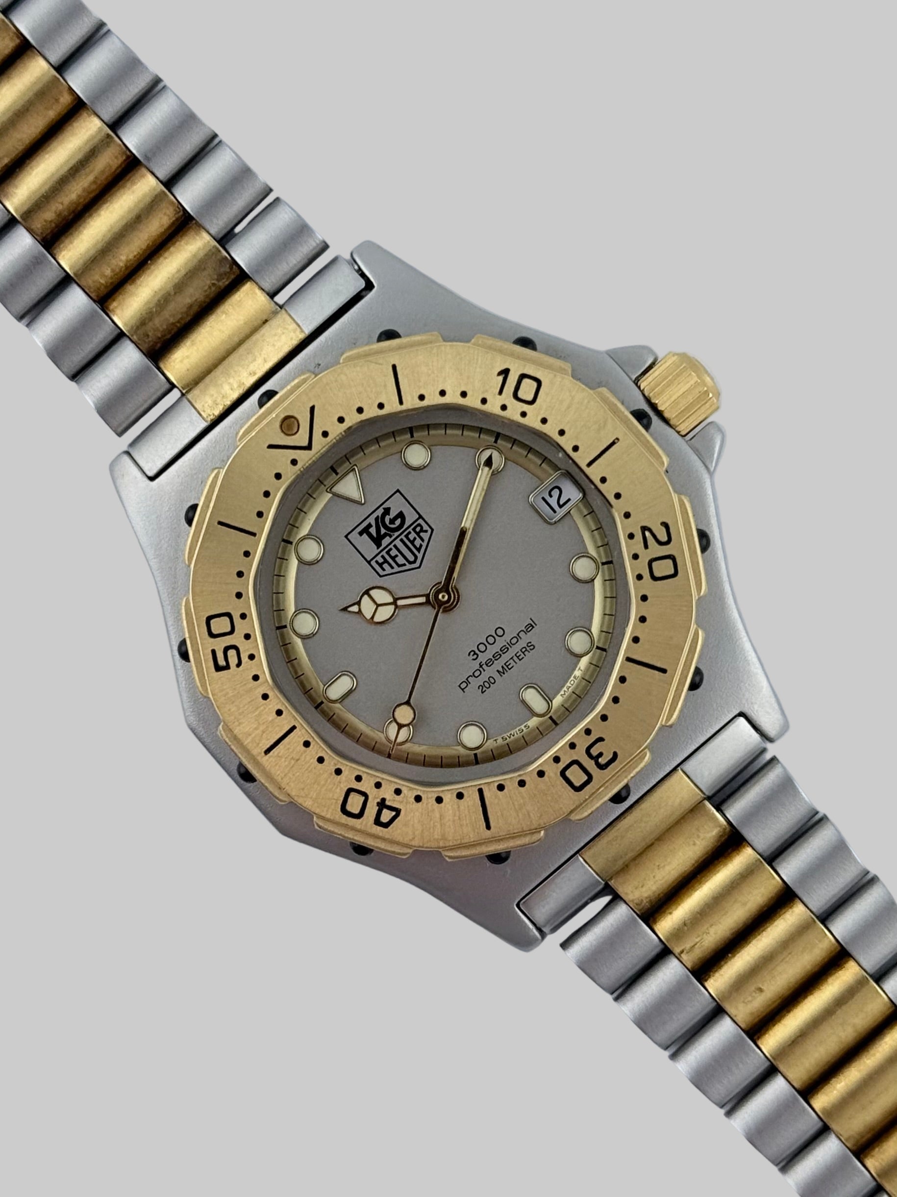 Tag Heuer Professional 3000 Quartz Date - 934.213 – The Wrist Watcher