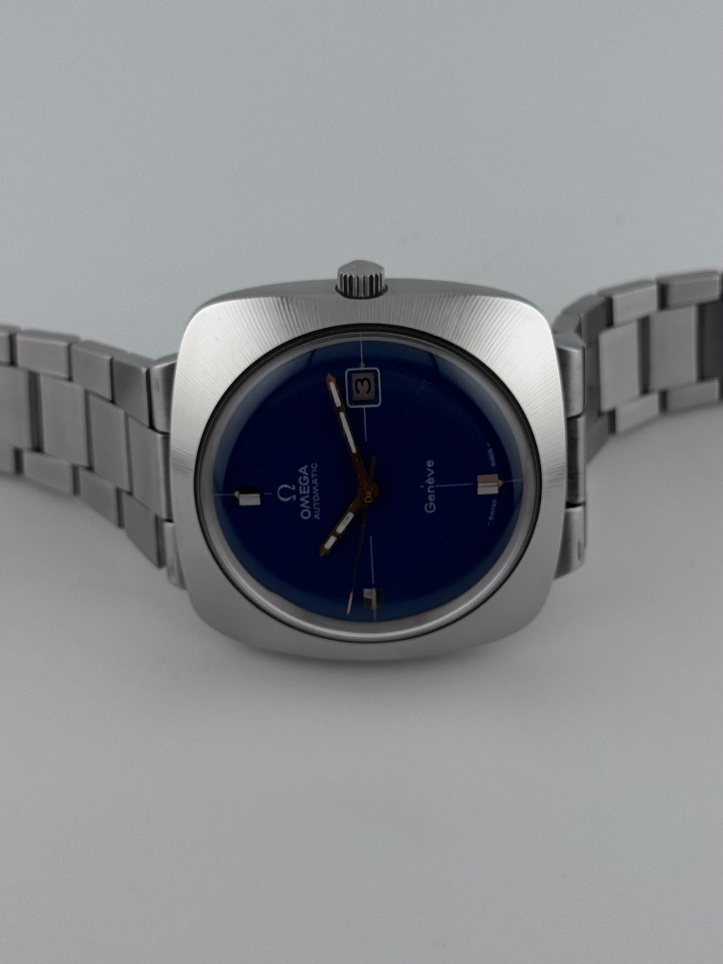 Omega Geneve Automatic Date 166.081 - Rare blue dial - Original Bracelet