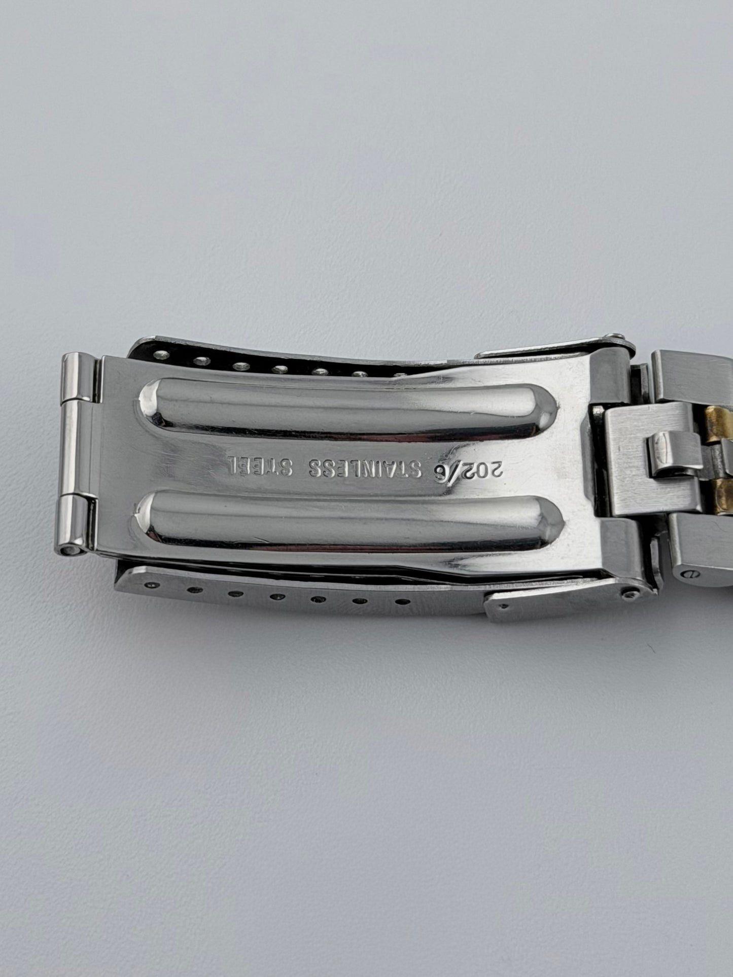 Tag Heuer Professional 200m Quartz Date 200m - 980.020B