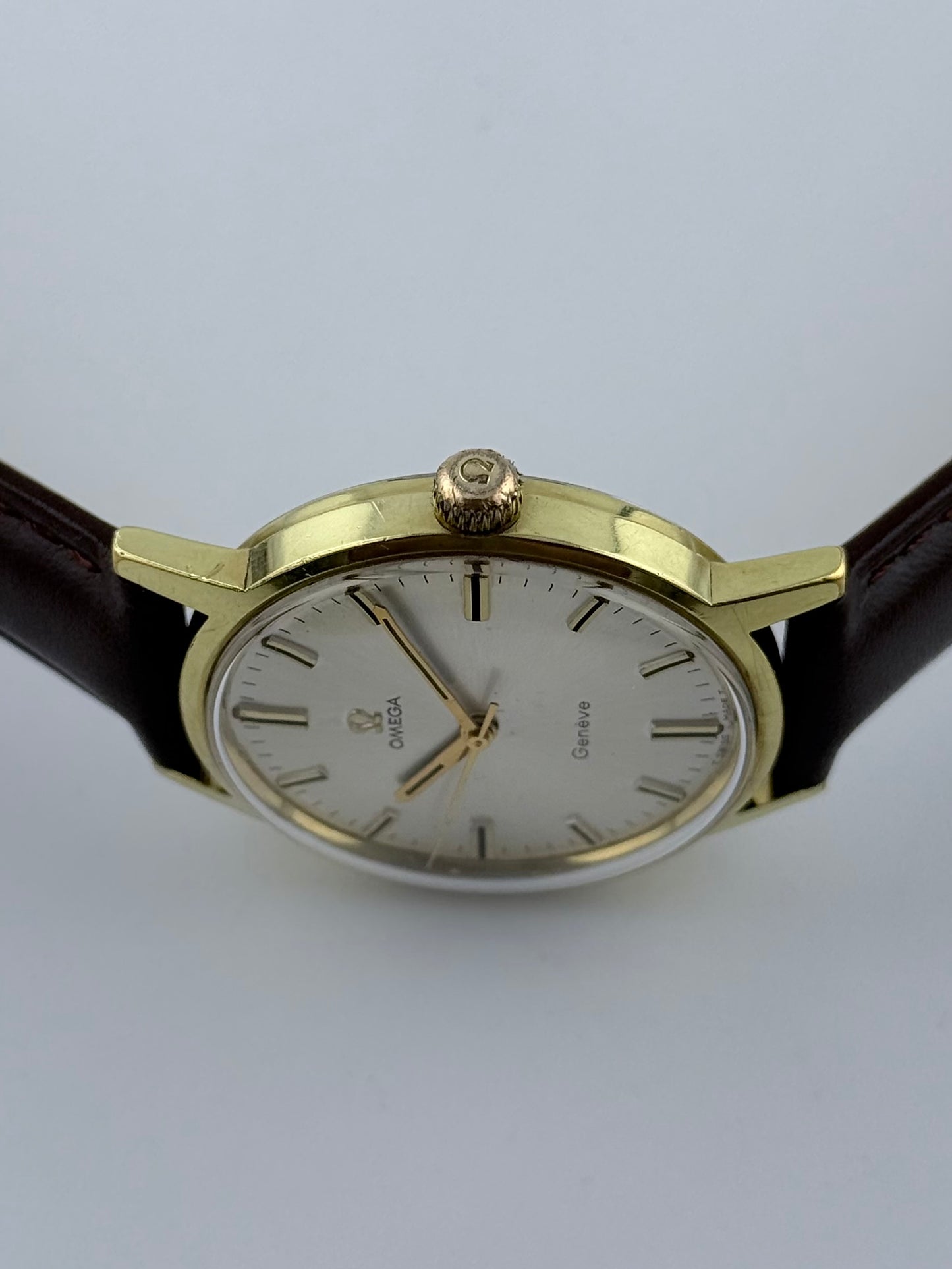 Omega Geneve Manual 135.070 - Box and Papers