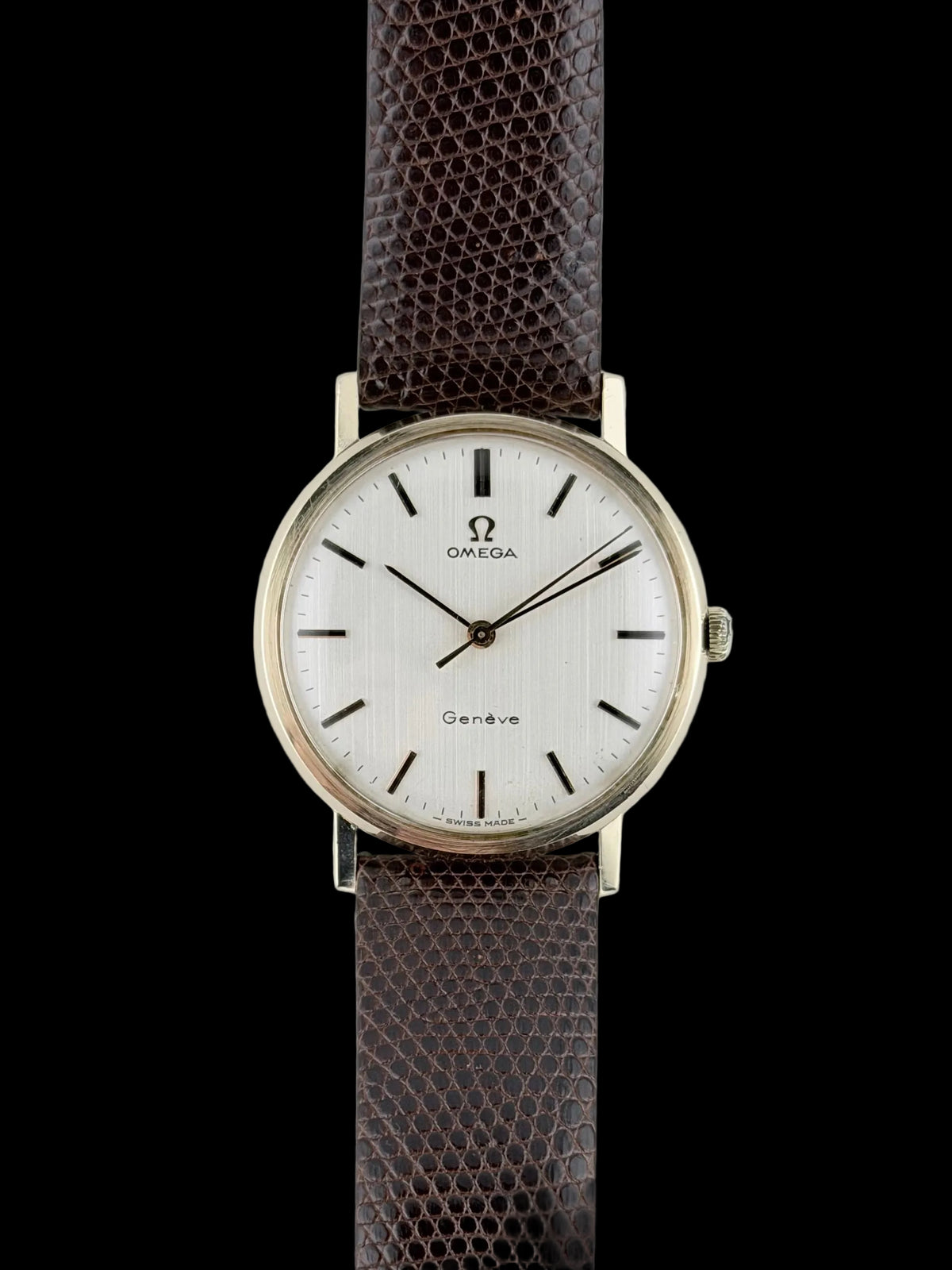 Omega Geneve Manual Wind 9ct Gold - 131.5016 - Original Box and Papers