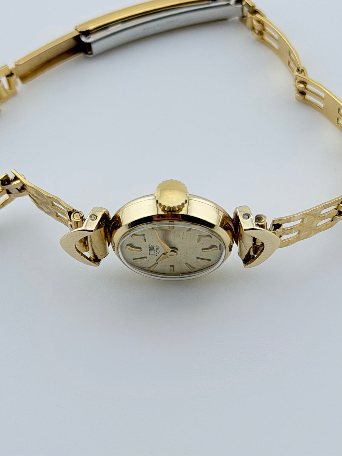 Tudor/Rolex Royal 9ct Manual Wind 1955 - Ladies - RARE - original Box