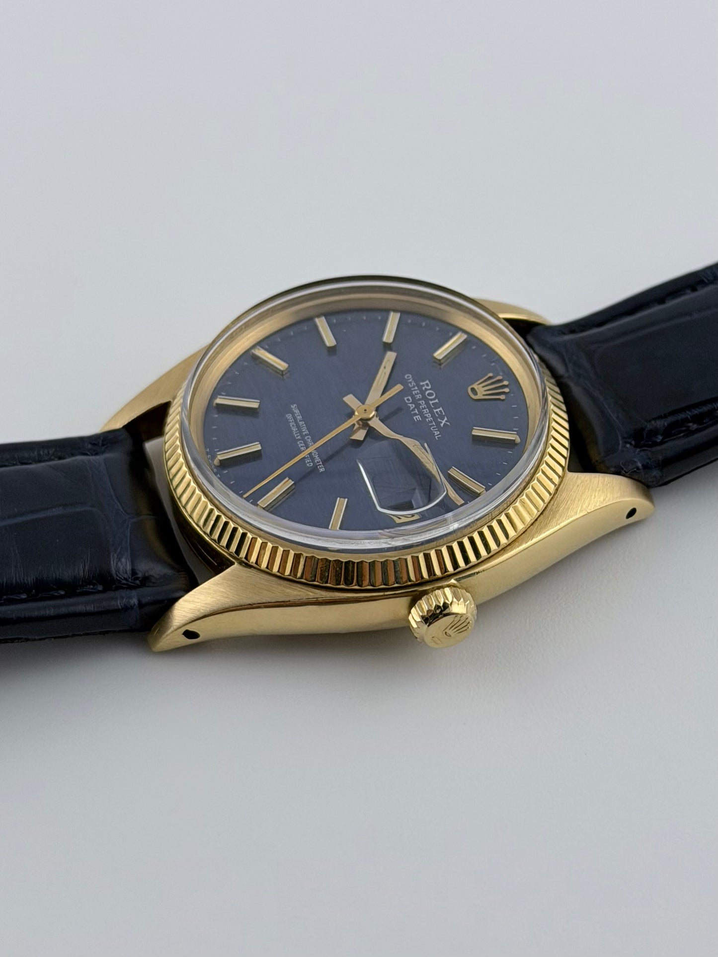Rolex Oyster Perpetual Date Automatic - 1503 - Ultra Rare Blue Shantung Dial - Solid 18k Gold