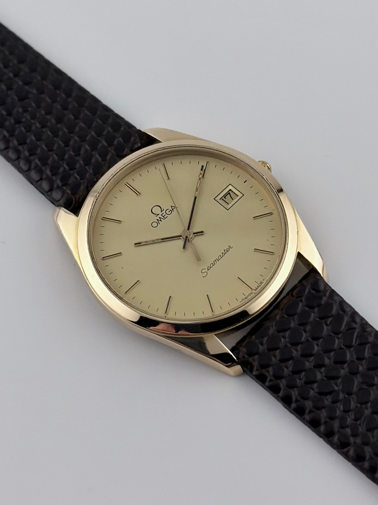 Omega Seamaster Quartz Date 196.0313