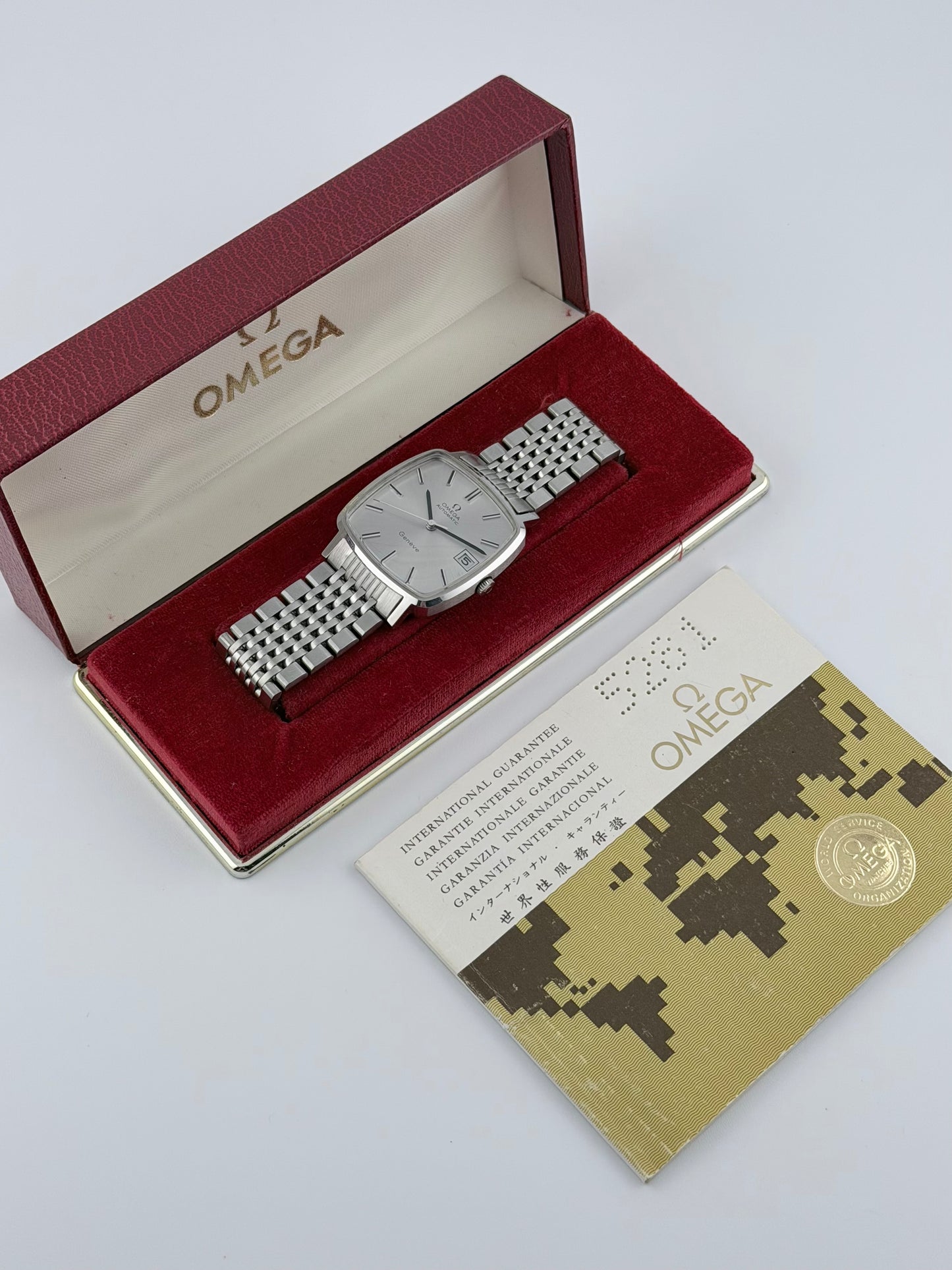 Omega Geneve Automatic Date 162.0060 - Box and Papers