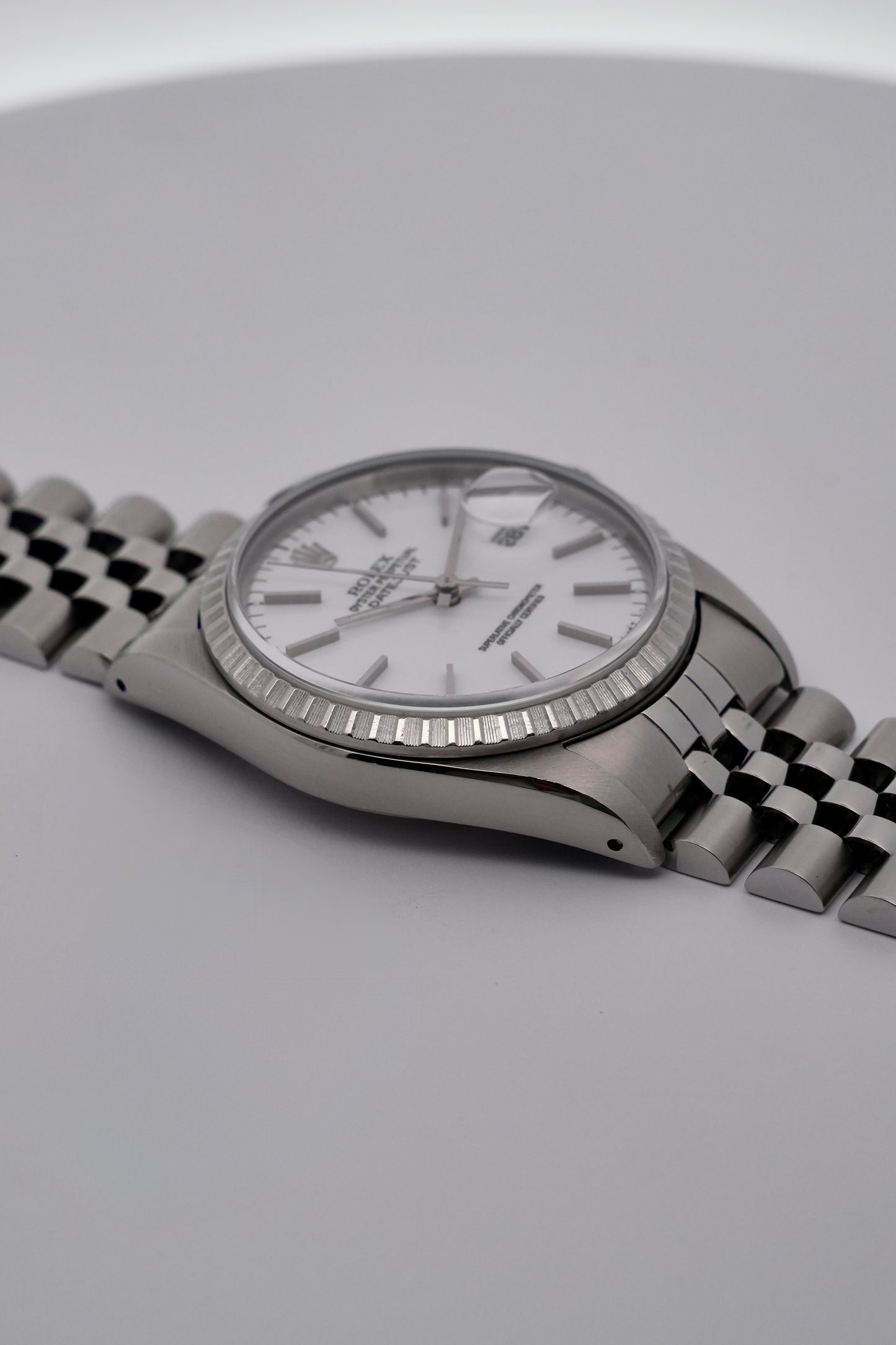 Rolex Datejust Oyster Perpetual - 16220 - White Dial - Original Box and Booklets