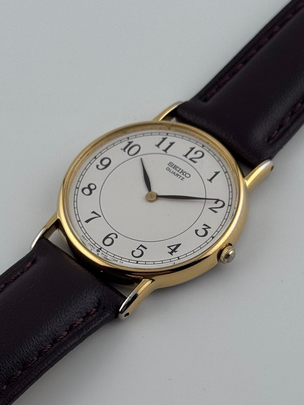 Seiko Quartz - 5Y30-7000