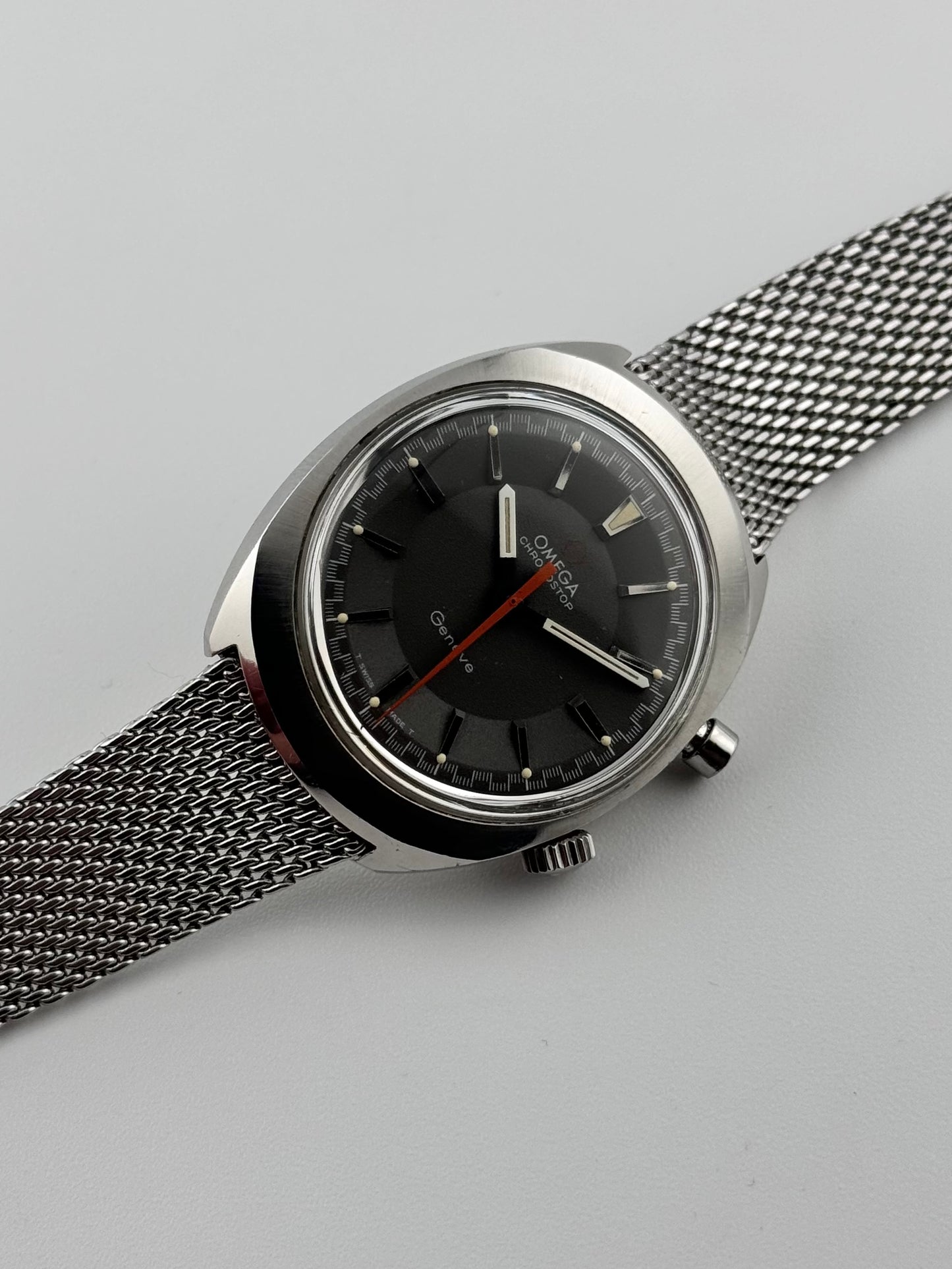 Omega Geneve Chronostop Manual Wind 145.009 - Original Bracelet