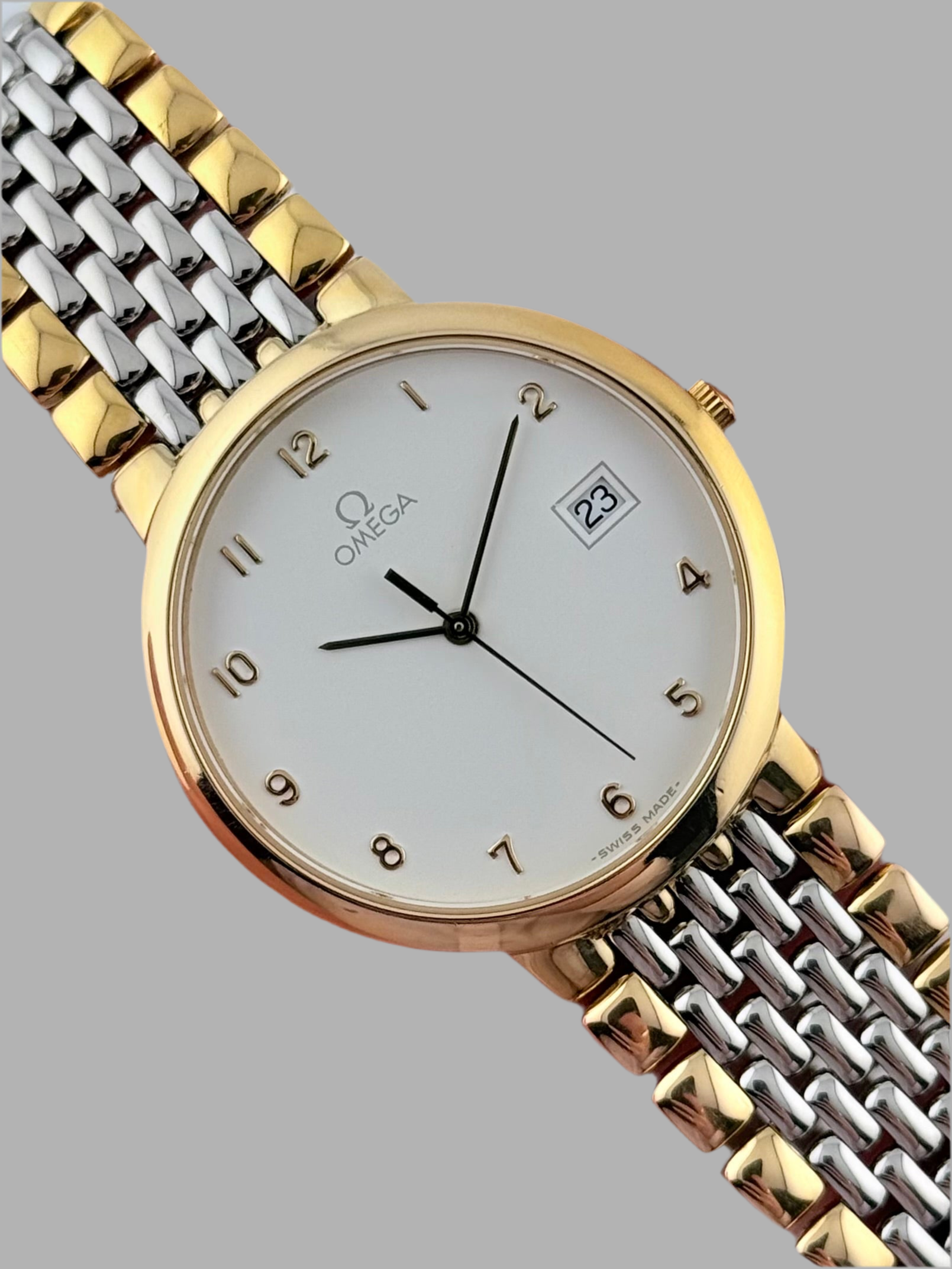 ✨OMEGA✨オメガ✨DeVille✨ゴールド✨ホワイト文字盤✨腕時計✨ Omega De Ville Quartz Date 396.1012 - Original bracelet – The
