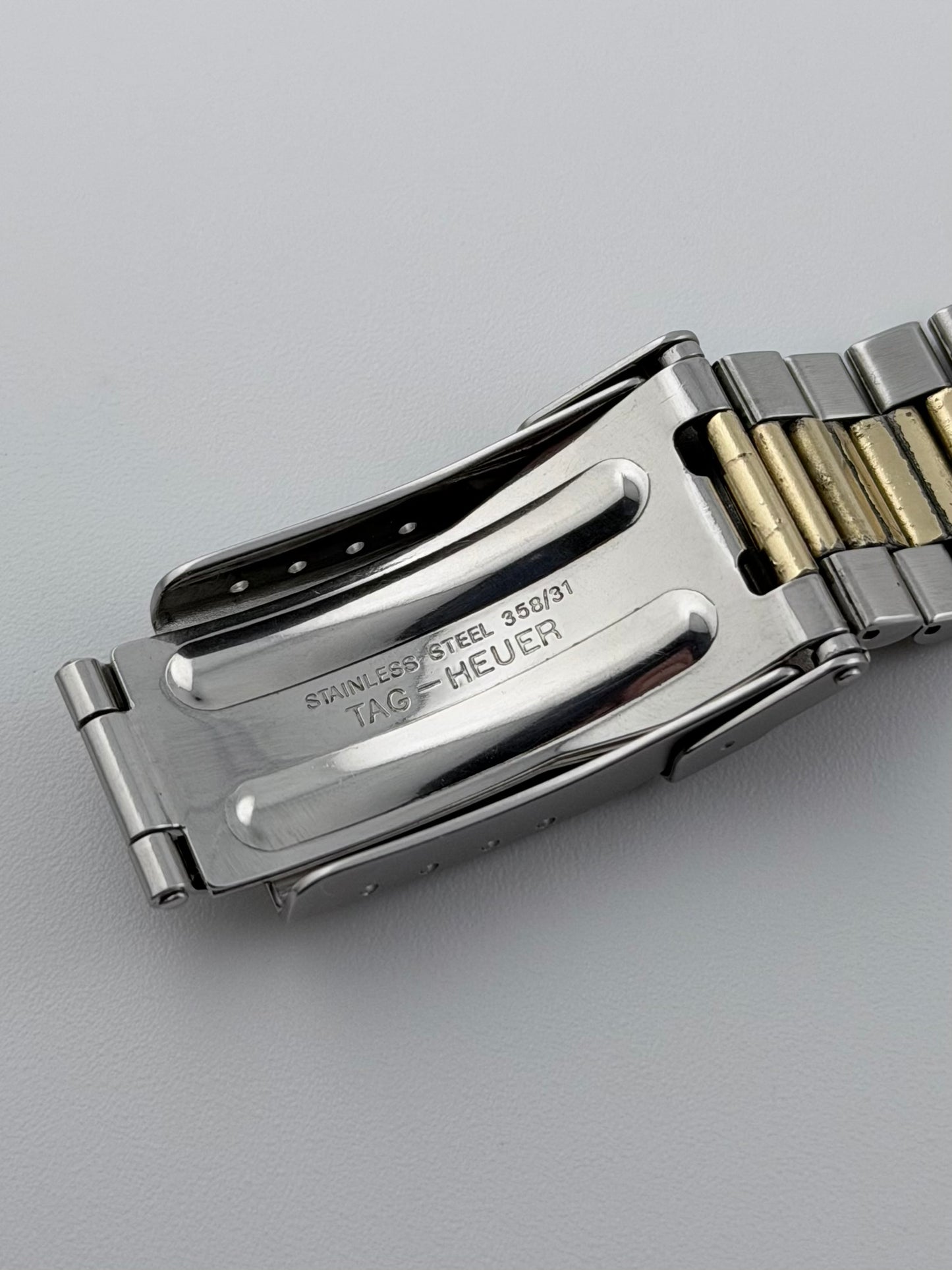 Tag Heuer Professional 200m Quartz Date - 934.206