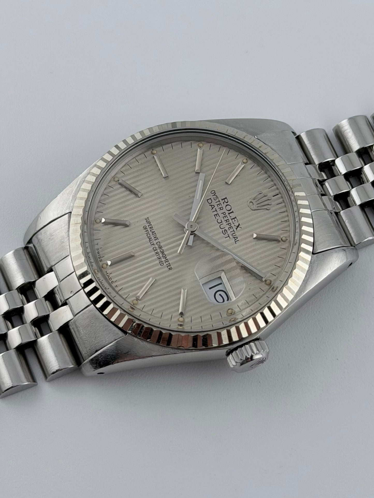Rolex Datejust Oyster Perpetual - 16014 - White Gold Bezel - Tapestry Dial - Original Box