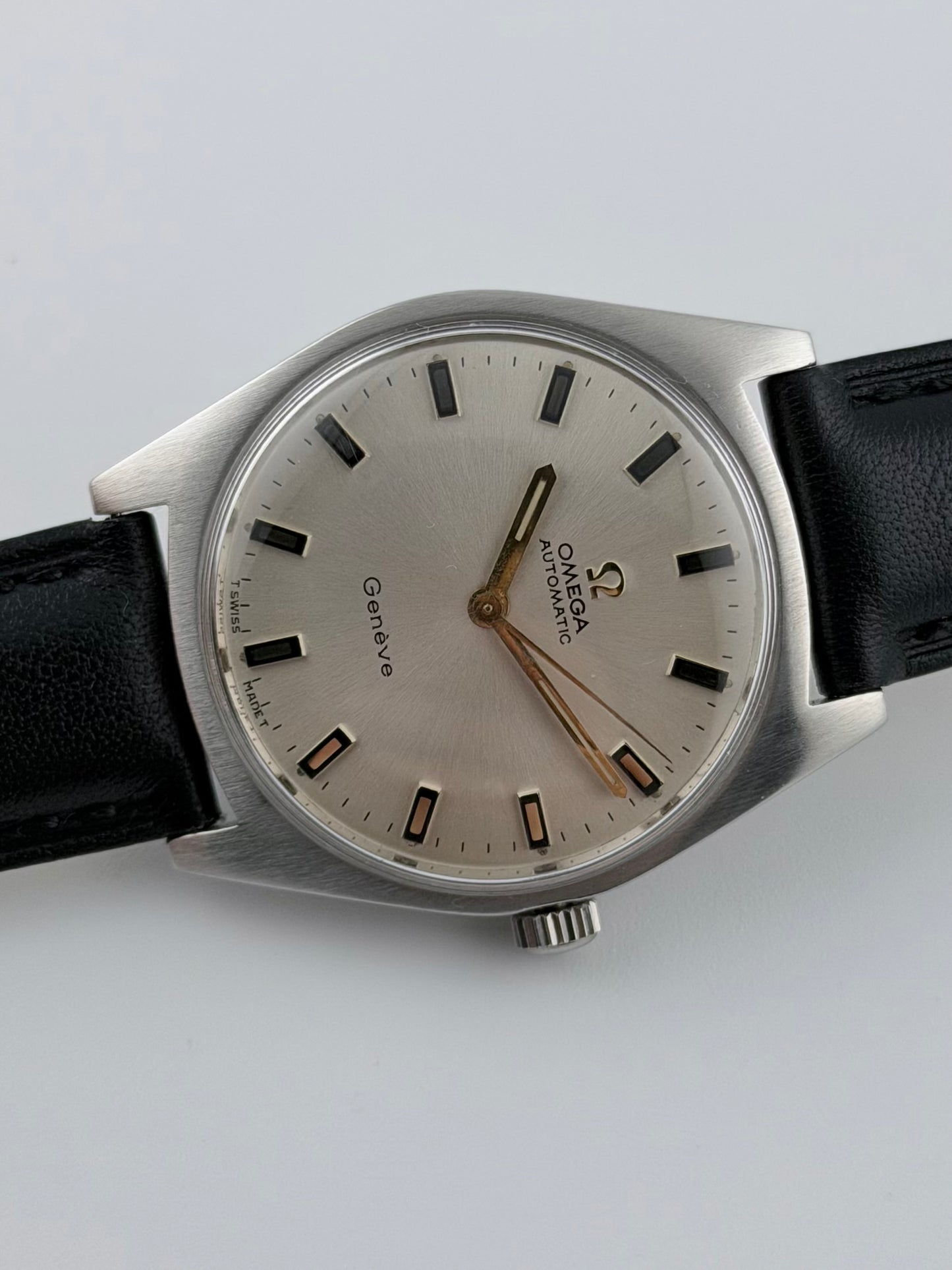 Omega Geneve Automatic 166.041 - Sunburst Dial