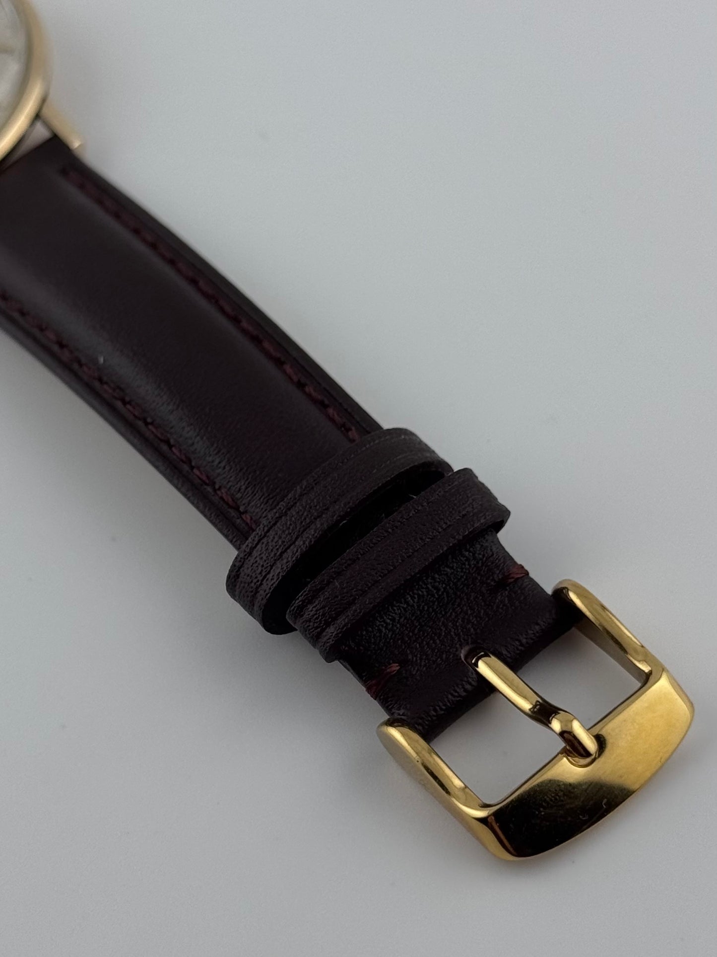 Omega Manual Wind 9ct Gold - 131.015