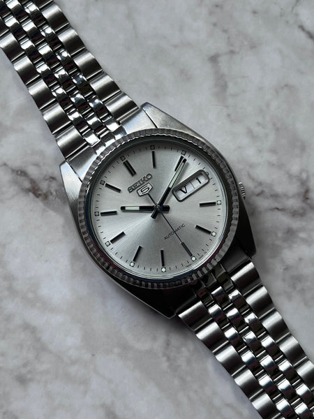 時計 SEIKO5 7S26-0500 セイコー7S26-0500を購入する | Chrono24