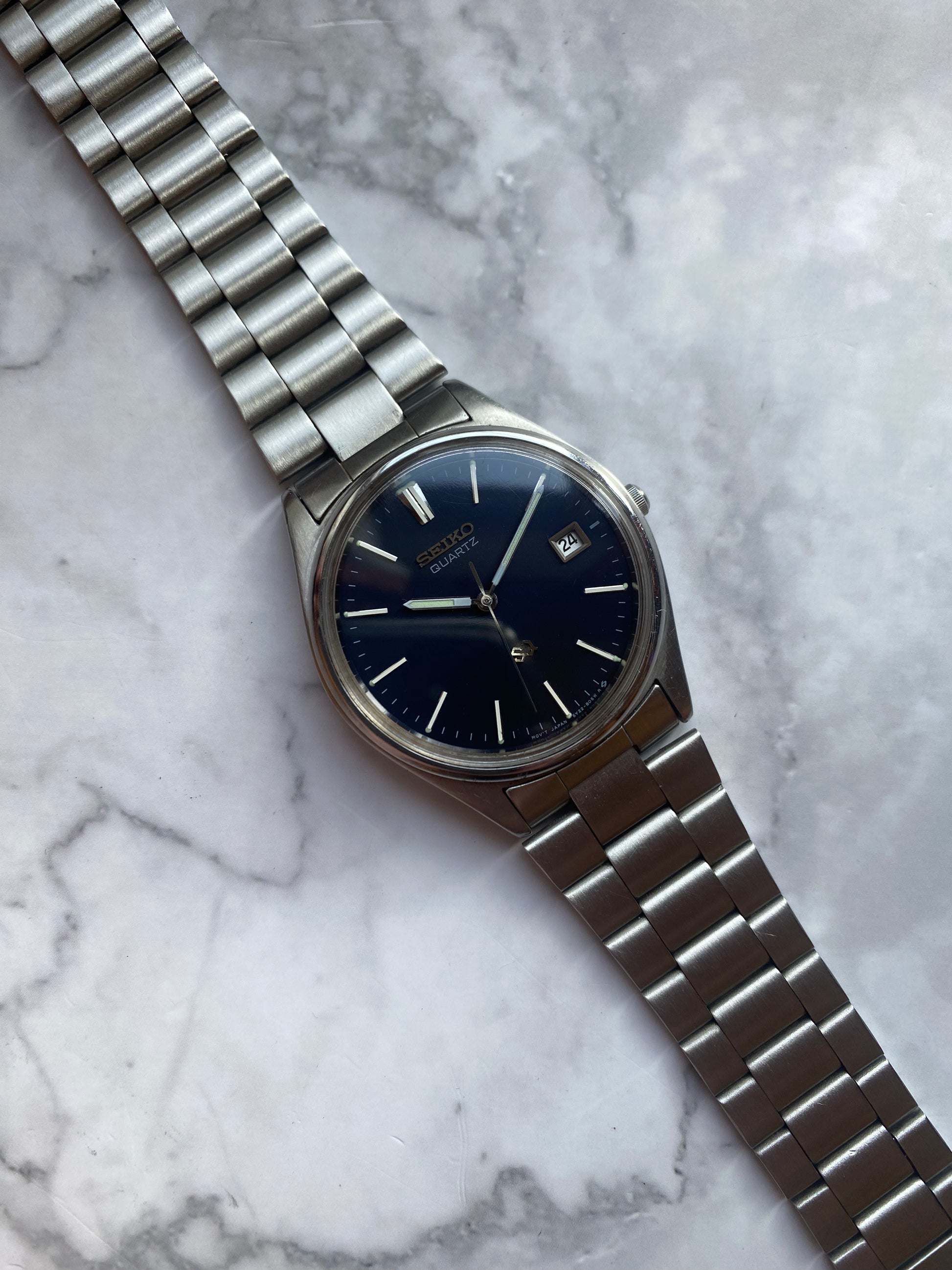 Seiko sales 5y22 movement