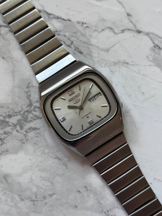 Seiko 5 Automatic TV Dial 6309-5220