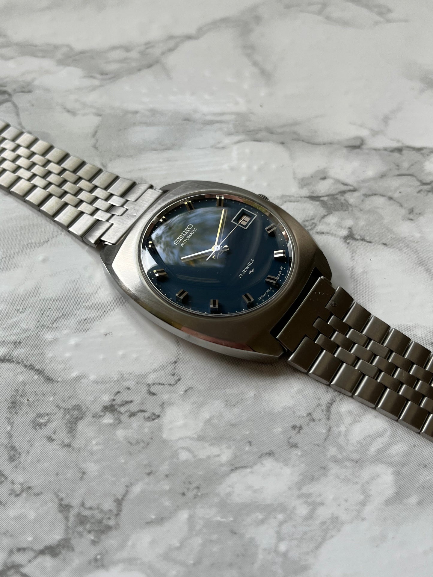 Seiko Automatic 17j 7005-8042