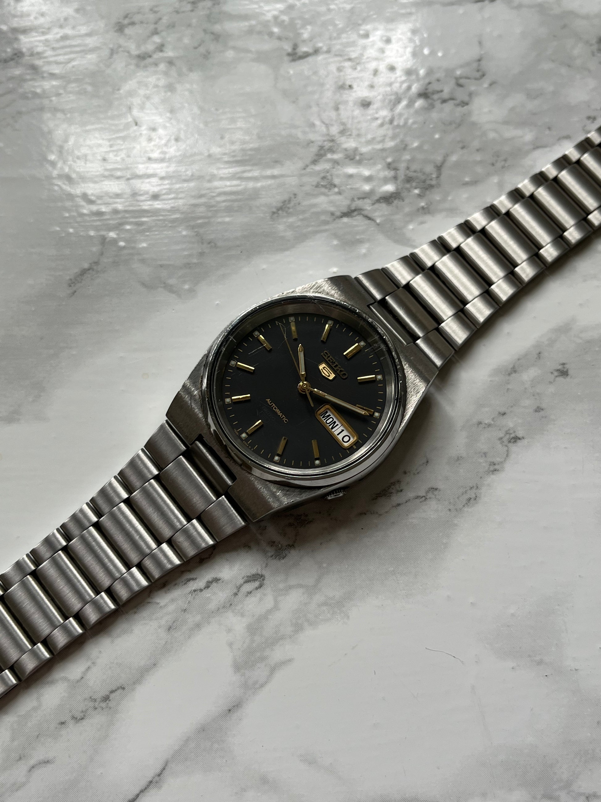 SEIKO】【裏スケ】【海外モデル】セイコー『セイコー5』SNKE03