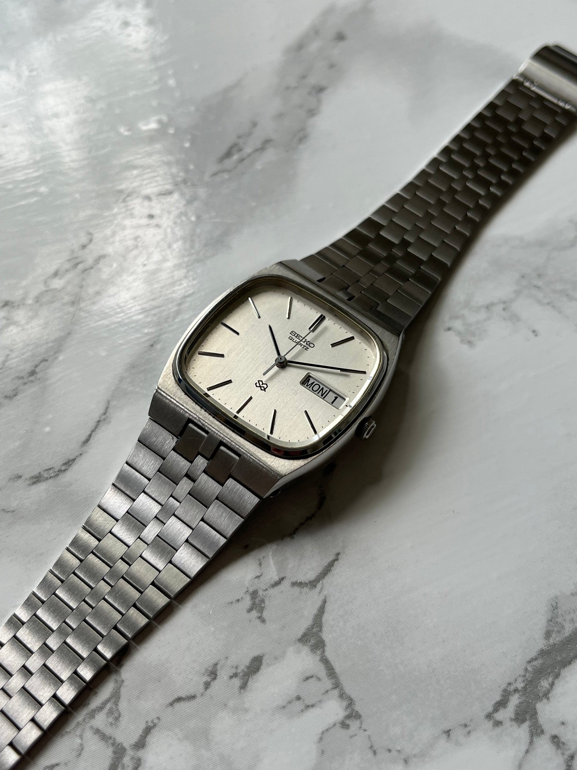 Seiko tv dial watch hotsell