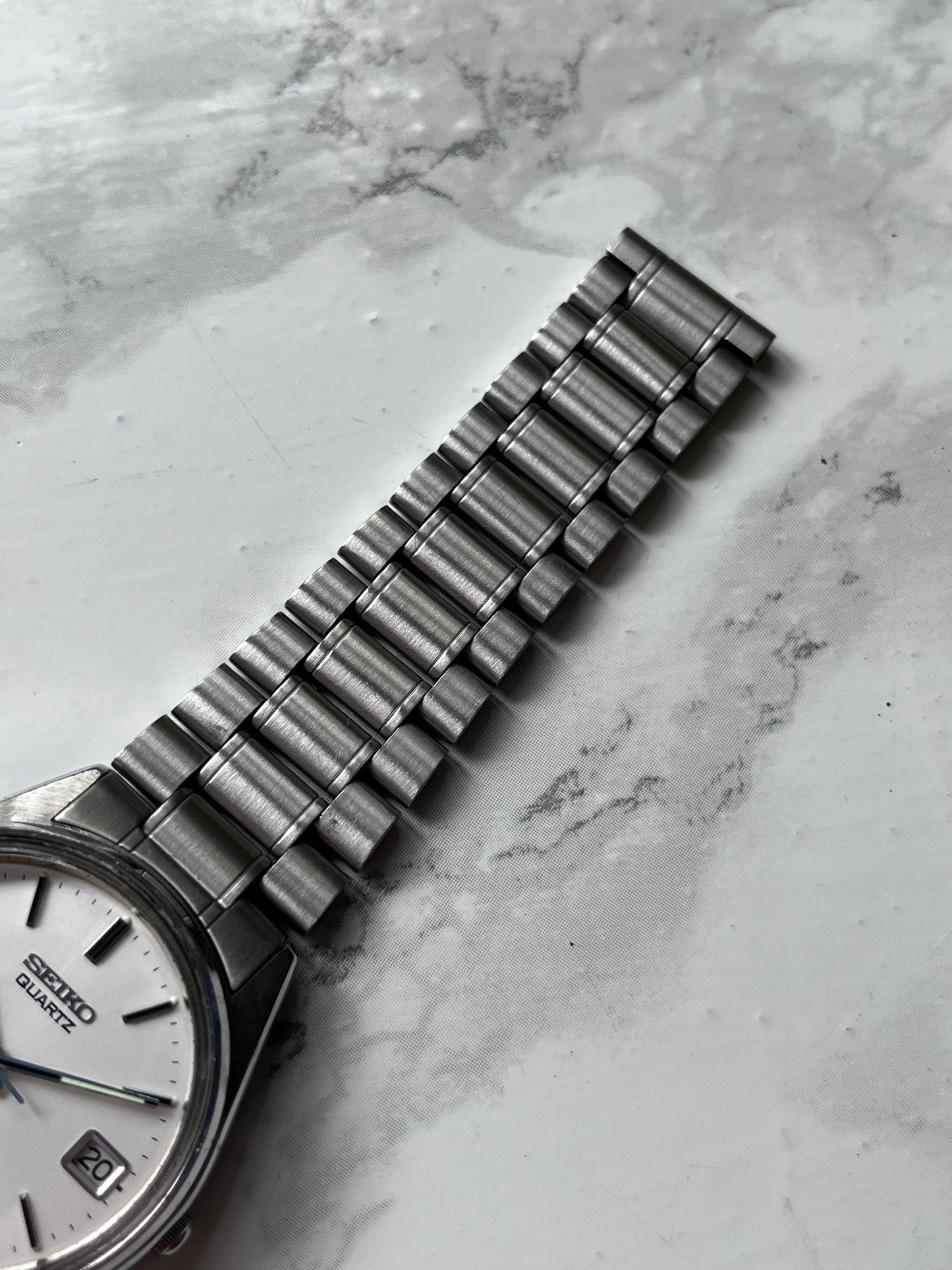 Seiko SQ Quartz 8222-7000