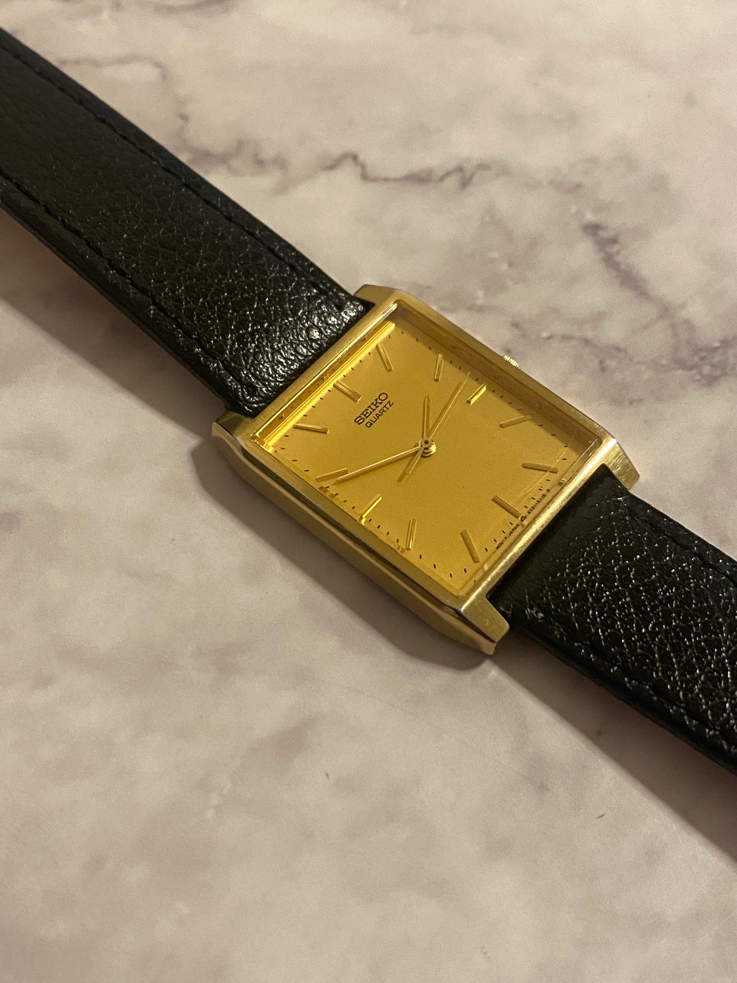 Seiko Tank Quartz 5Y31-5040